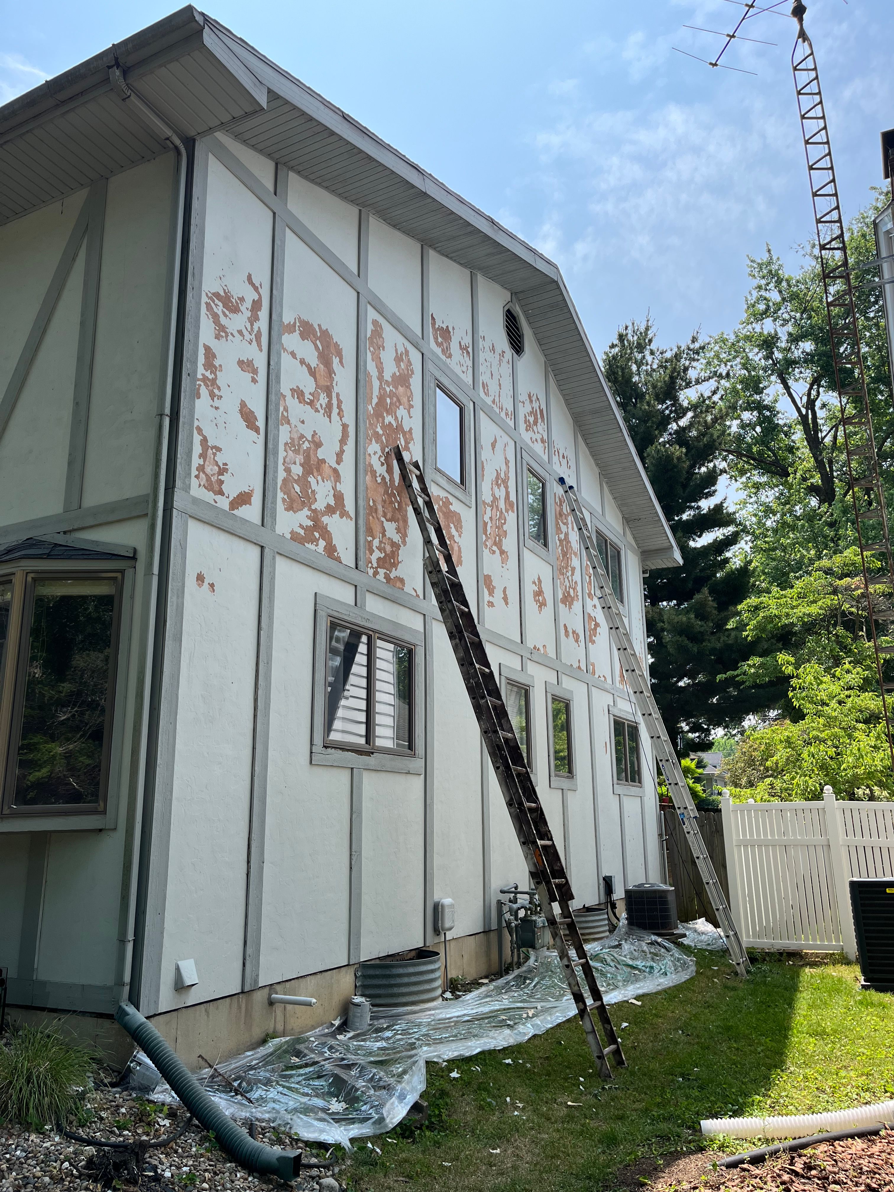 Exterior Painting for LOCKWOOD FINISHES in Springfield, IL