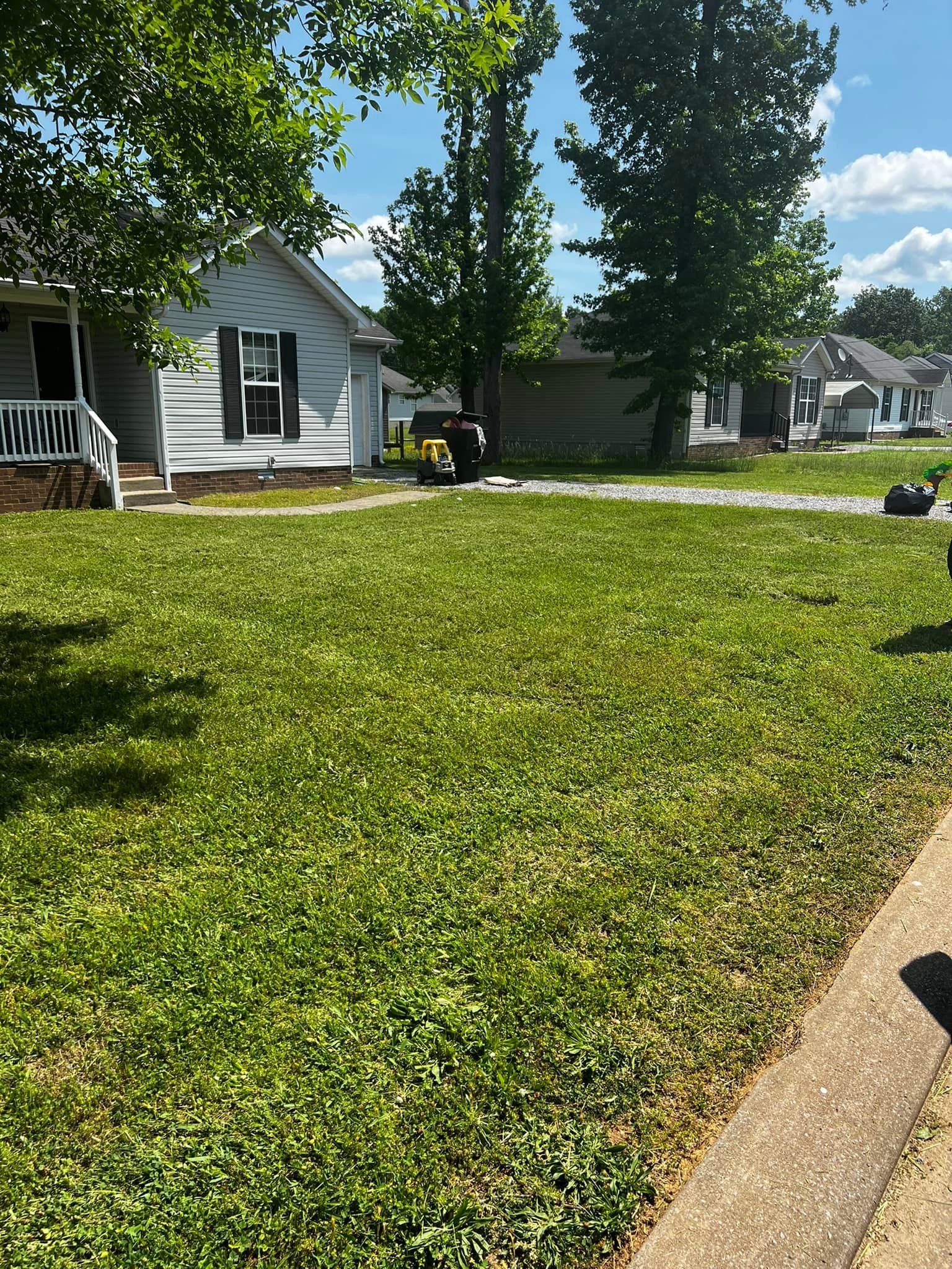  for Team Bard Lawn Care SVC in Woodbury, TN