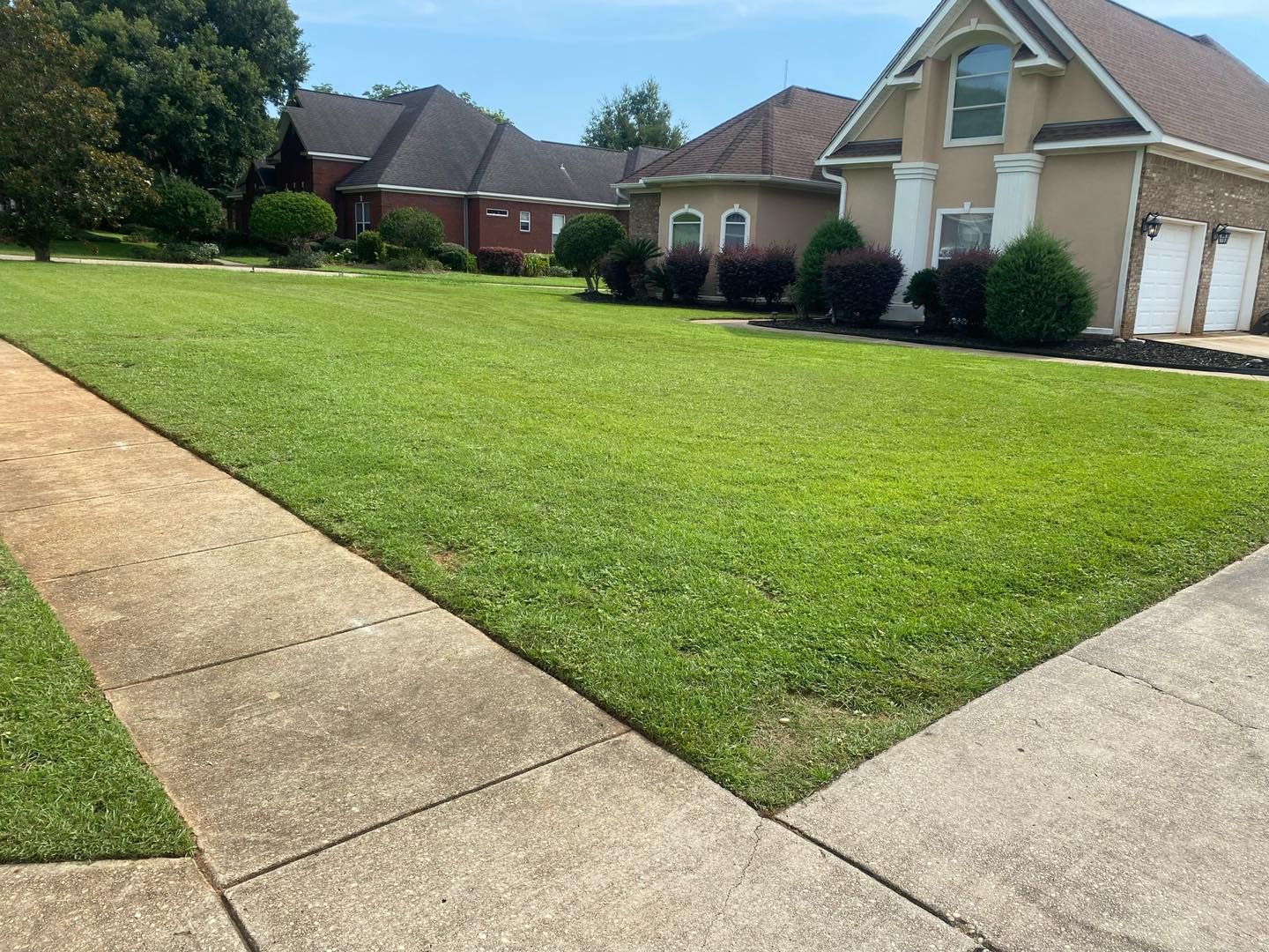  for Johnson Lawn Care in Mobile, AL