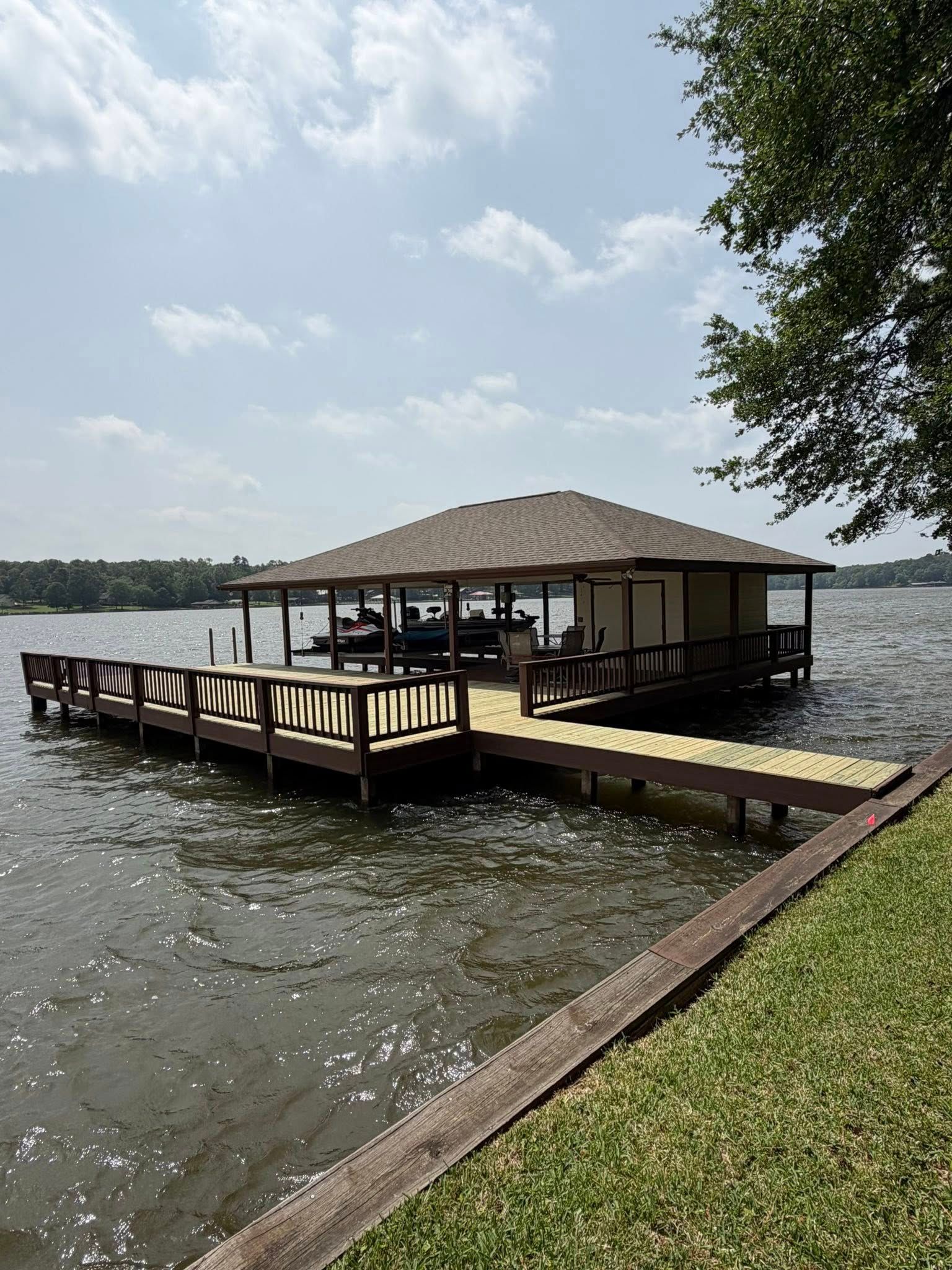  for Moore Lake Living LLC in Leesburg, TX
