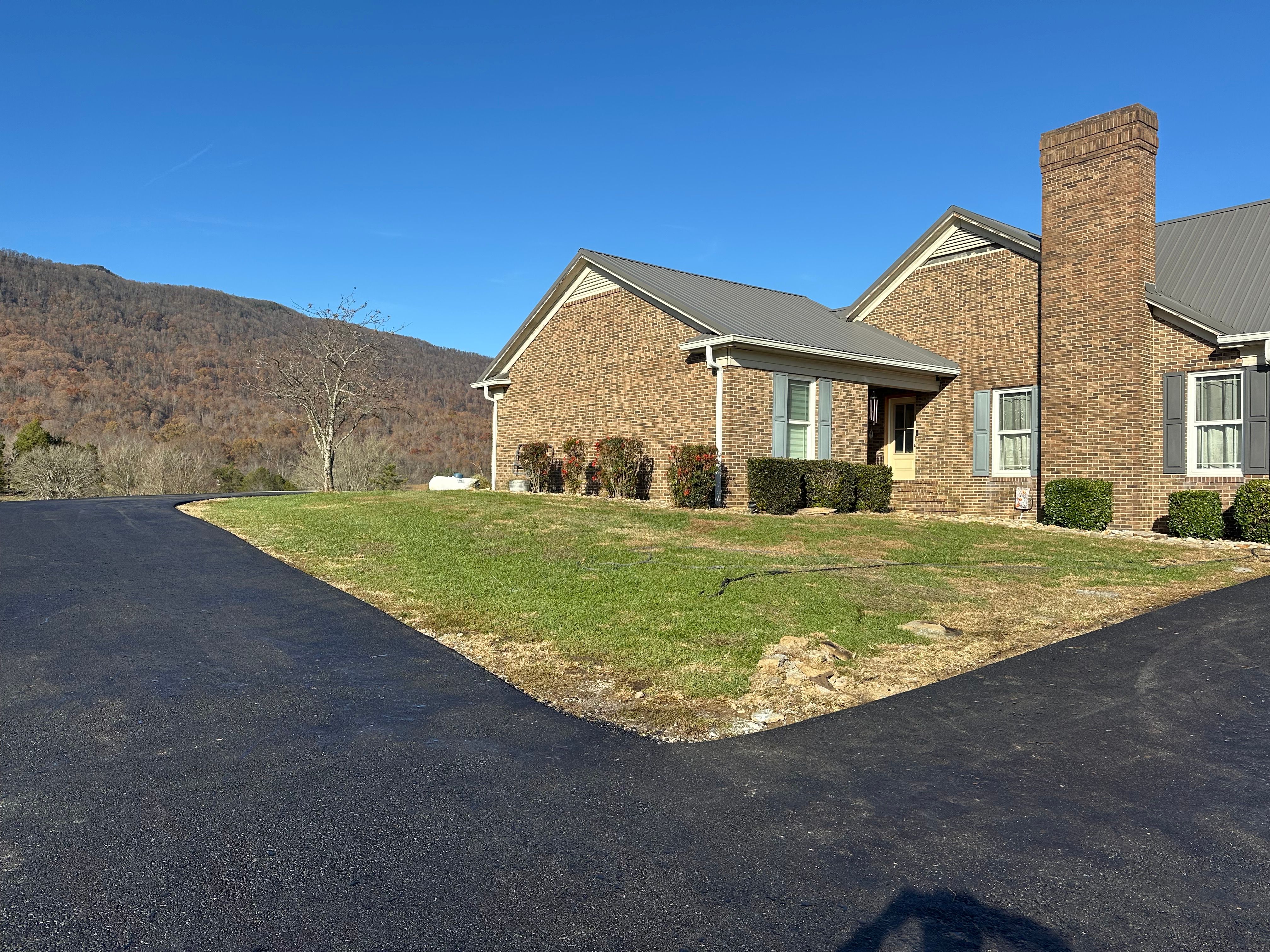  for Metzler Paving and Sealcoating in Jacksboro, TN