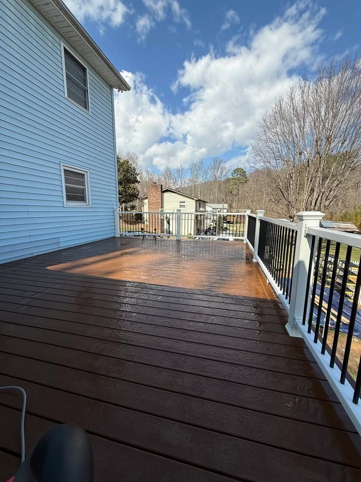  for Karnezis Construction in Candler, NC