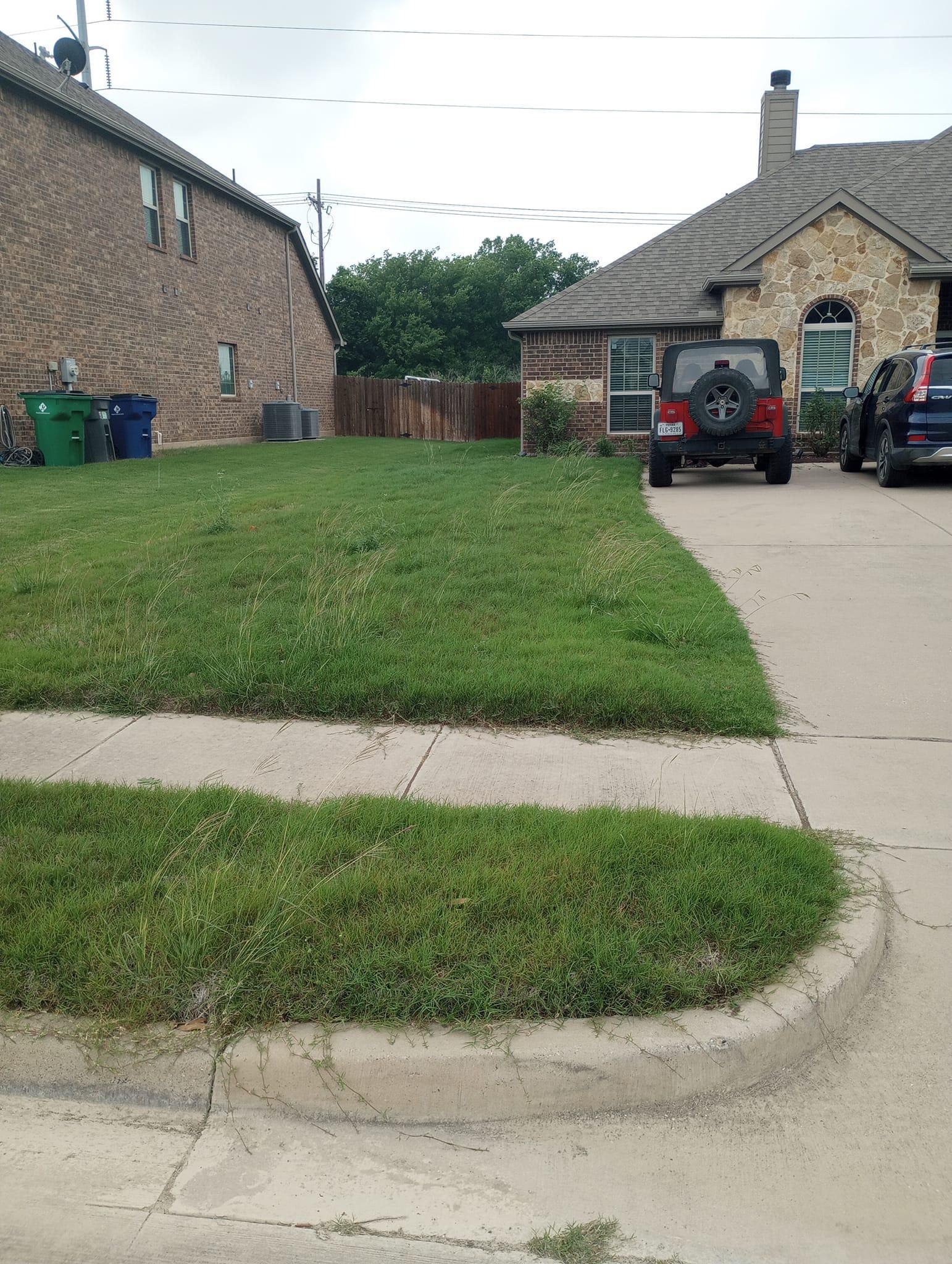 Mowing for Emergency Yard Care LLC in Waxahachie, TX