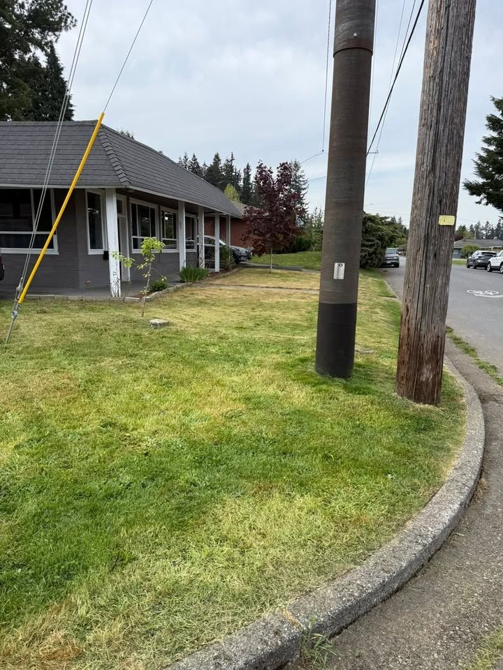  for B.U Landscaping in Everett, WA