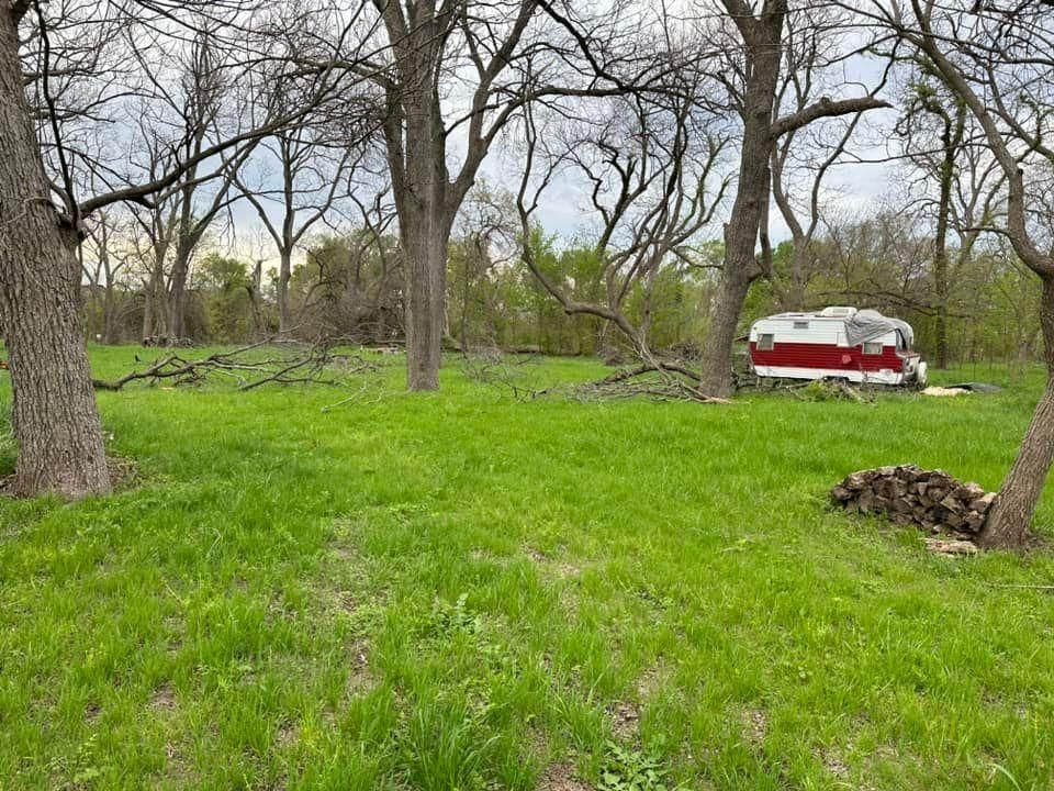 Mowing for Allen Lawn Care in Taylor, Texas