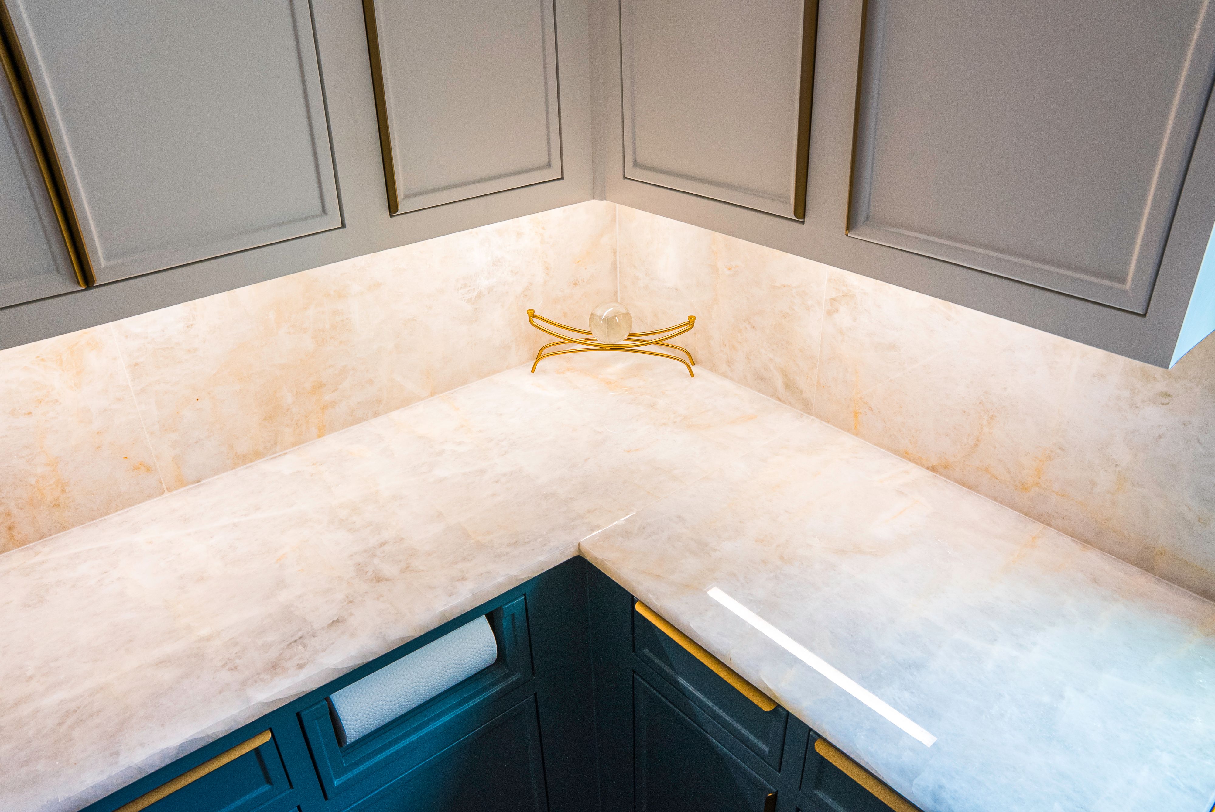  for Luxurious Construction LLC in Houston, TX
