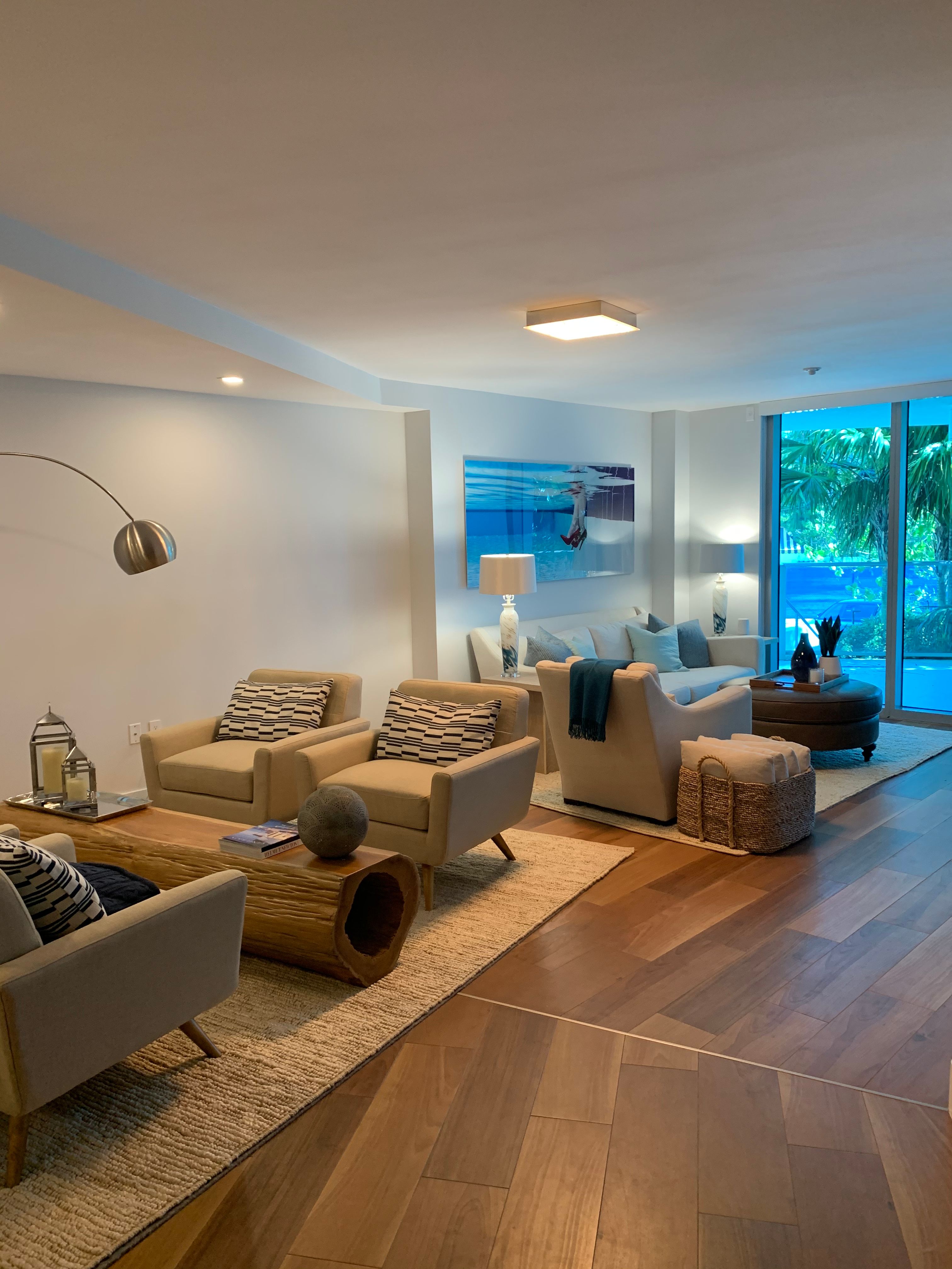 Main hero image of Lucy’s Gleaming Cleaning Services performing  work