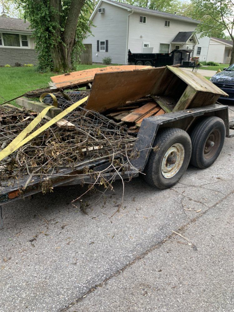 Photo number 7 of Jackson's Junk Removal's best work performing a Yard Waste Removal job