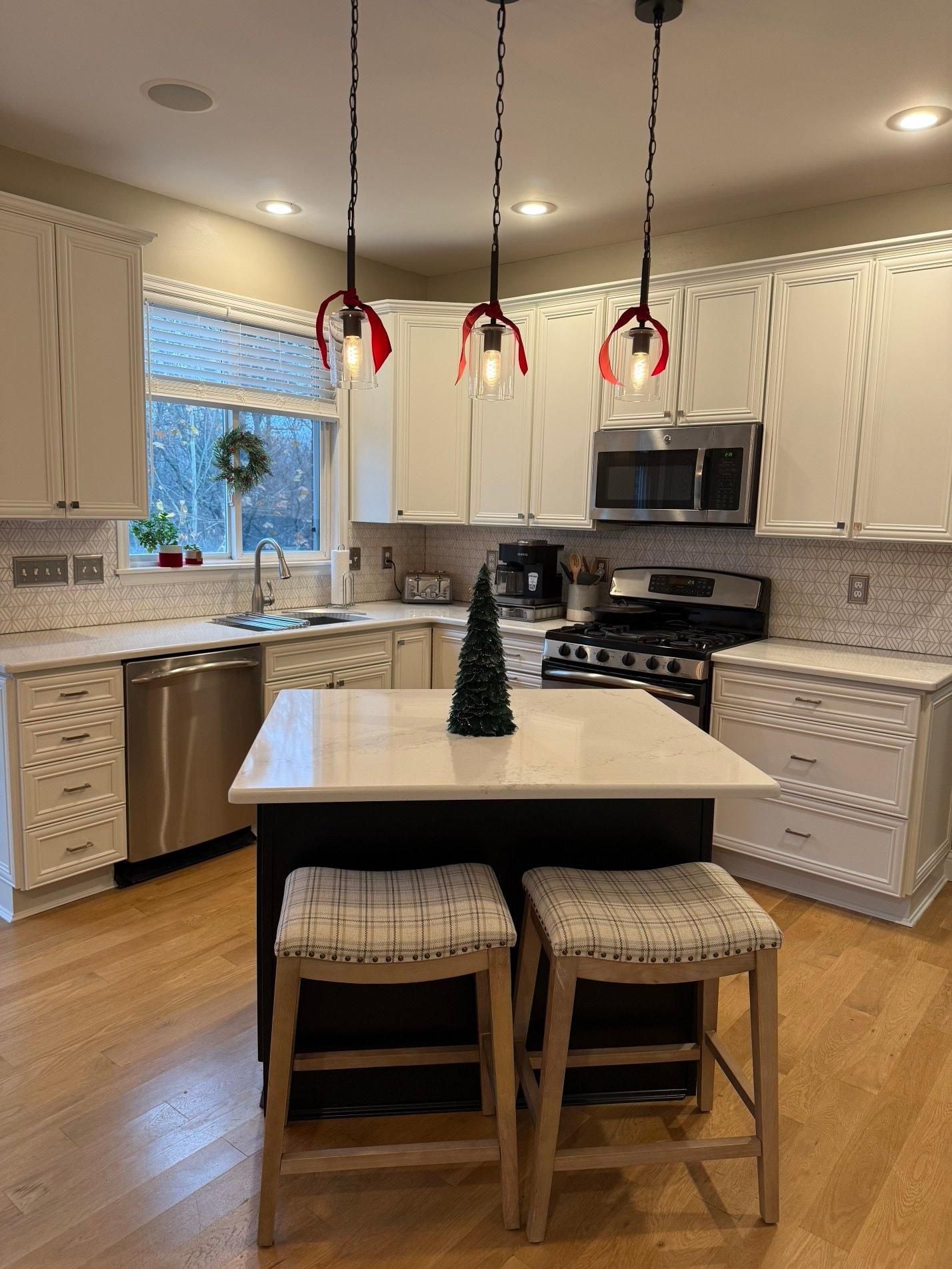  for Hearts & Hands Painting in Campbell, KY