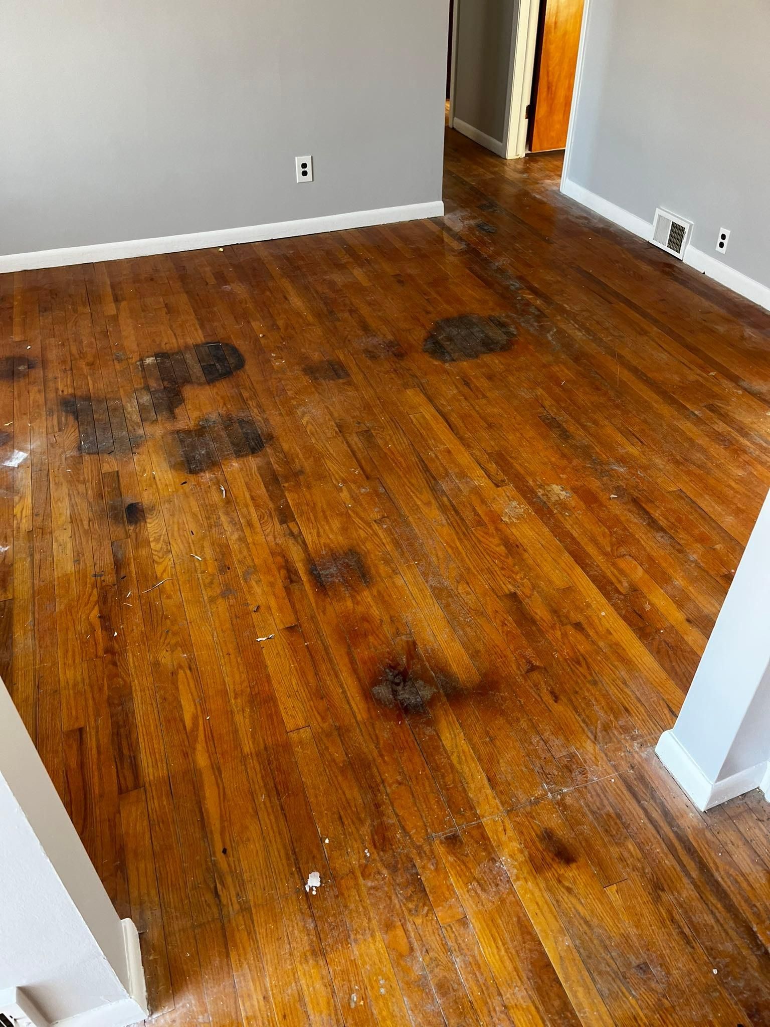 All Photos for Kozlowski’s Hardwood Floor Refinishing in Flat Rock, Michigan