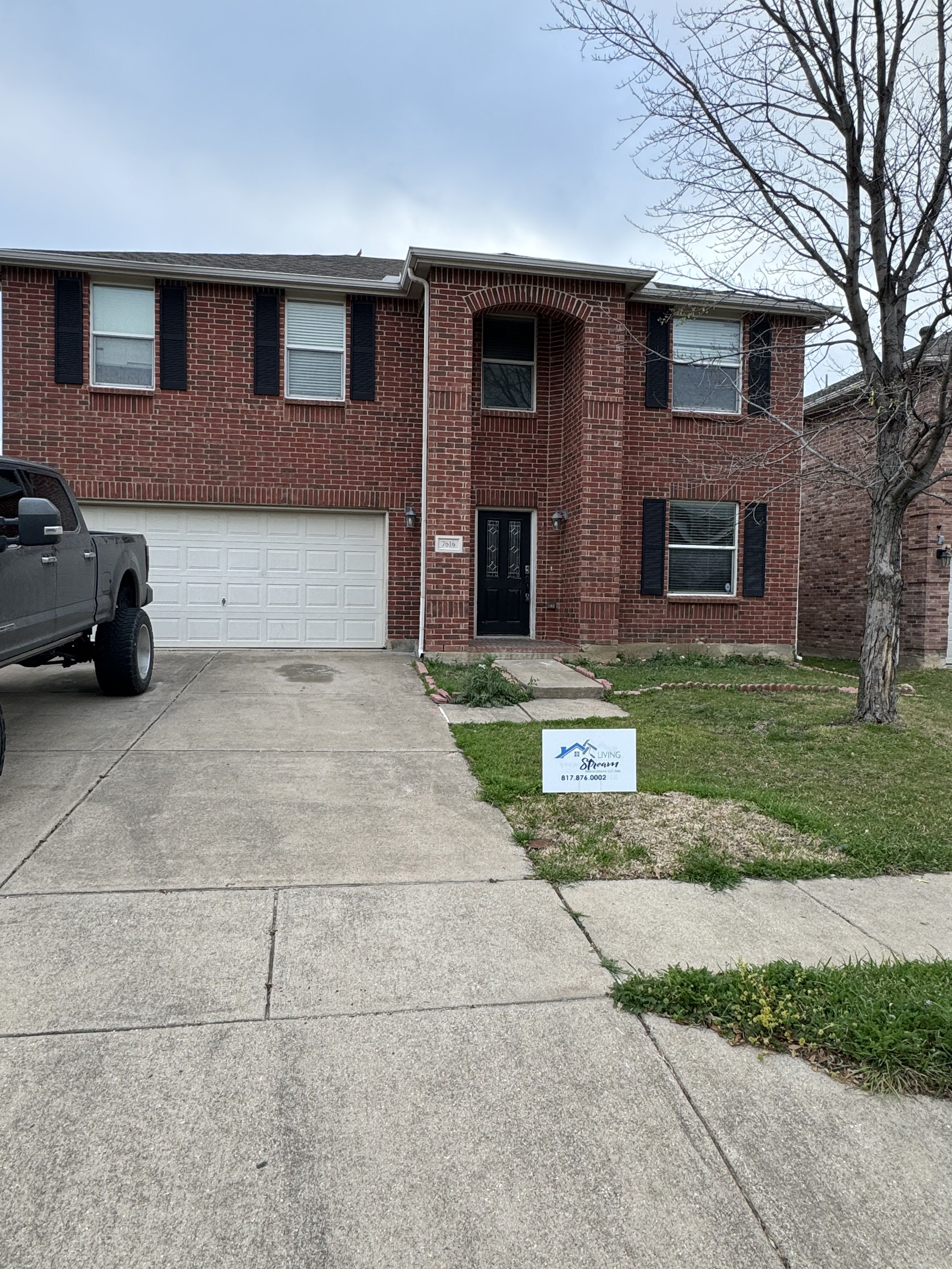  for Living Stream Renovations LLC in Dallas, TX