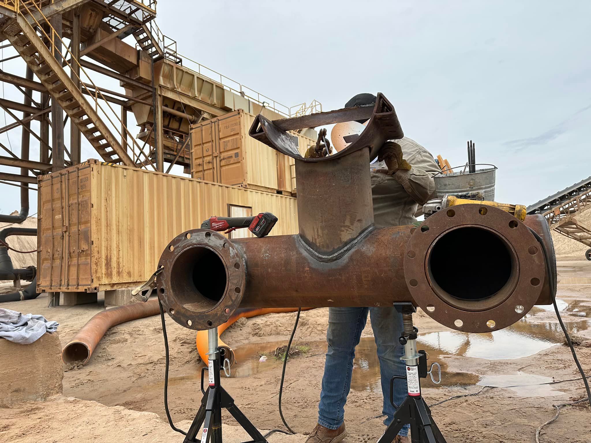 Welding for Wright's Fabrication in Huntsville, AR