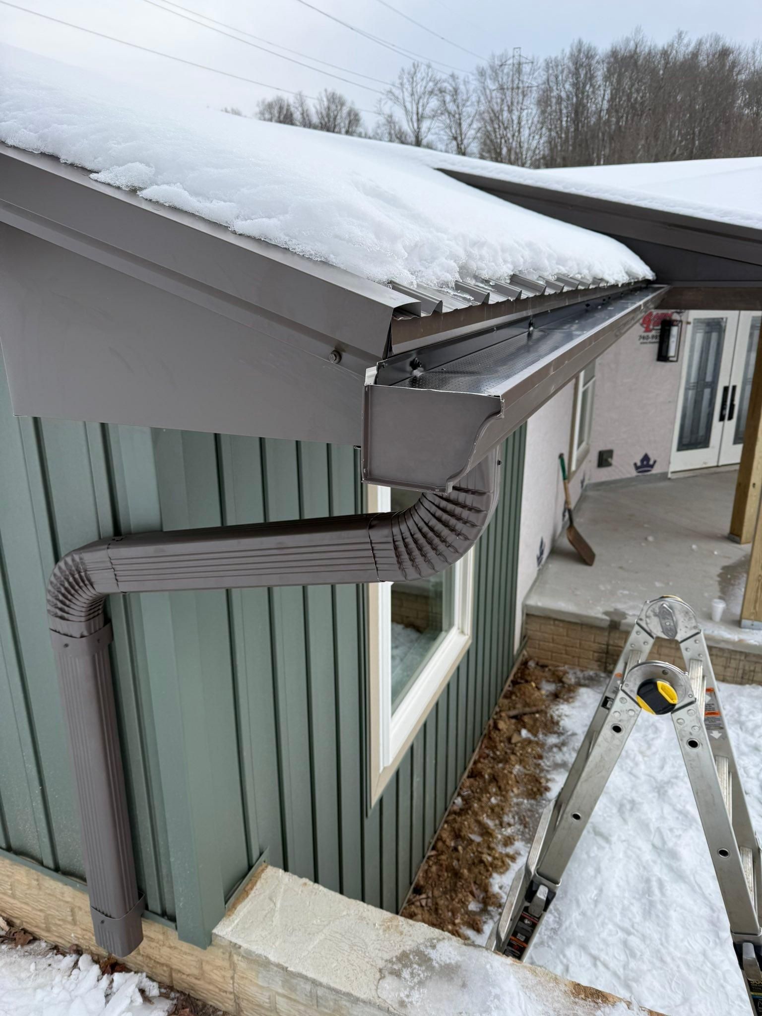  for Top Hand Roofing and Gutter in Pomeroy, OH