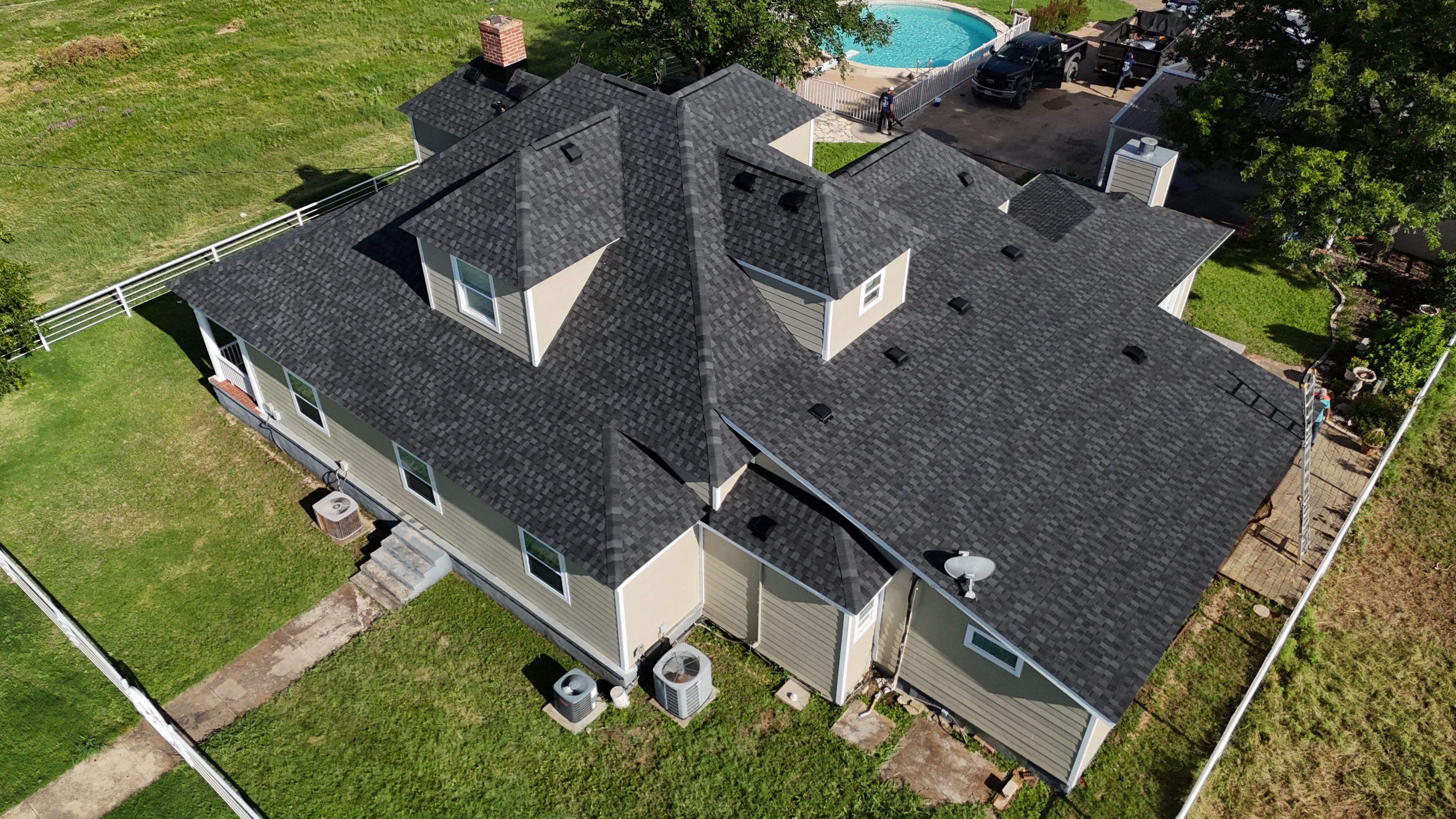 All Photos for Barcenas Roofing & Remodeling in San Saba, TX