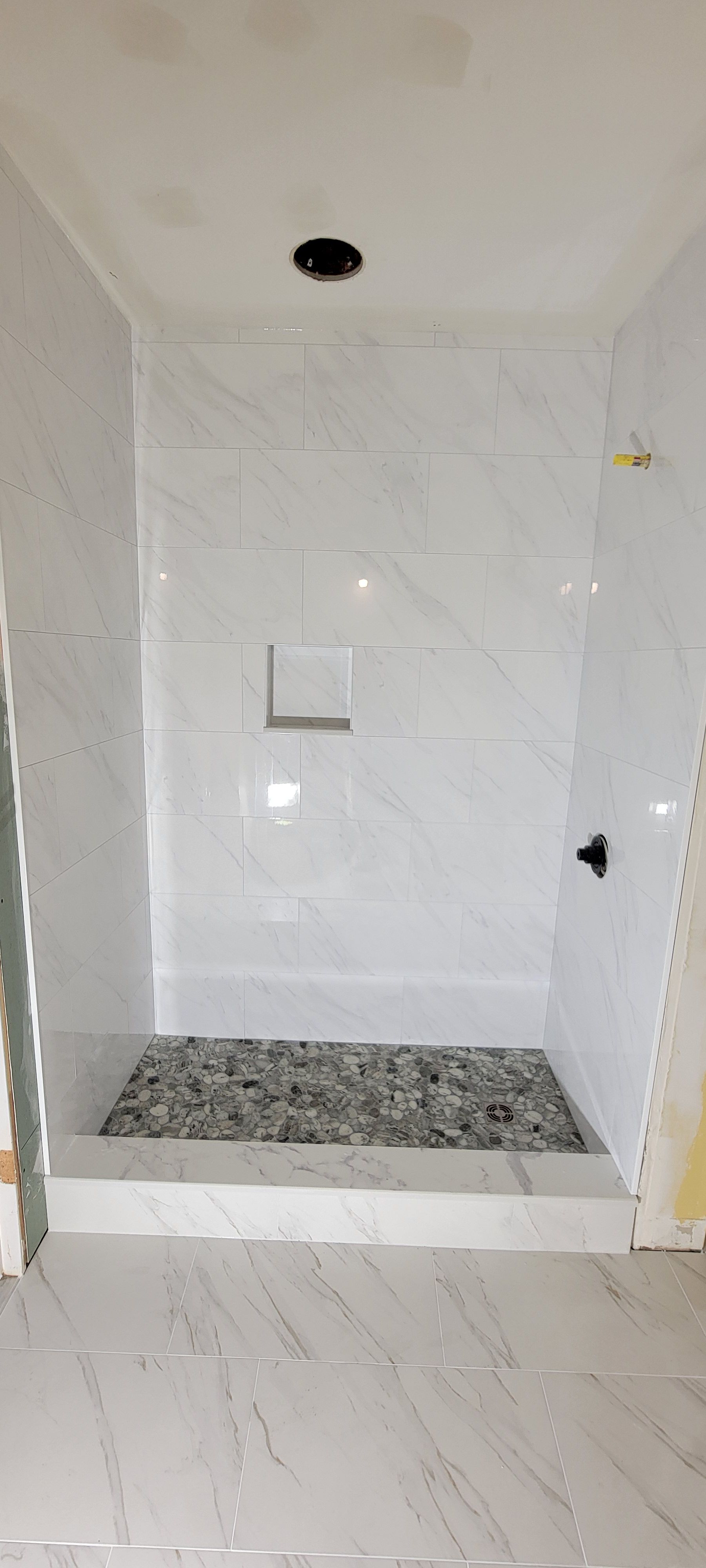  for P&L Tile in Londonderry, NH