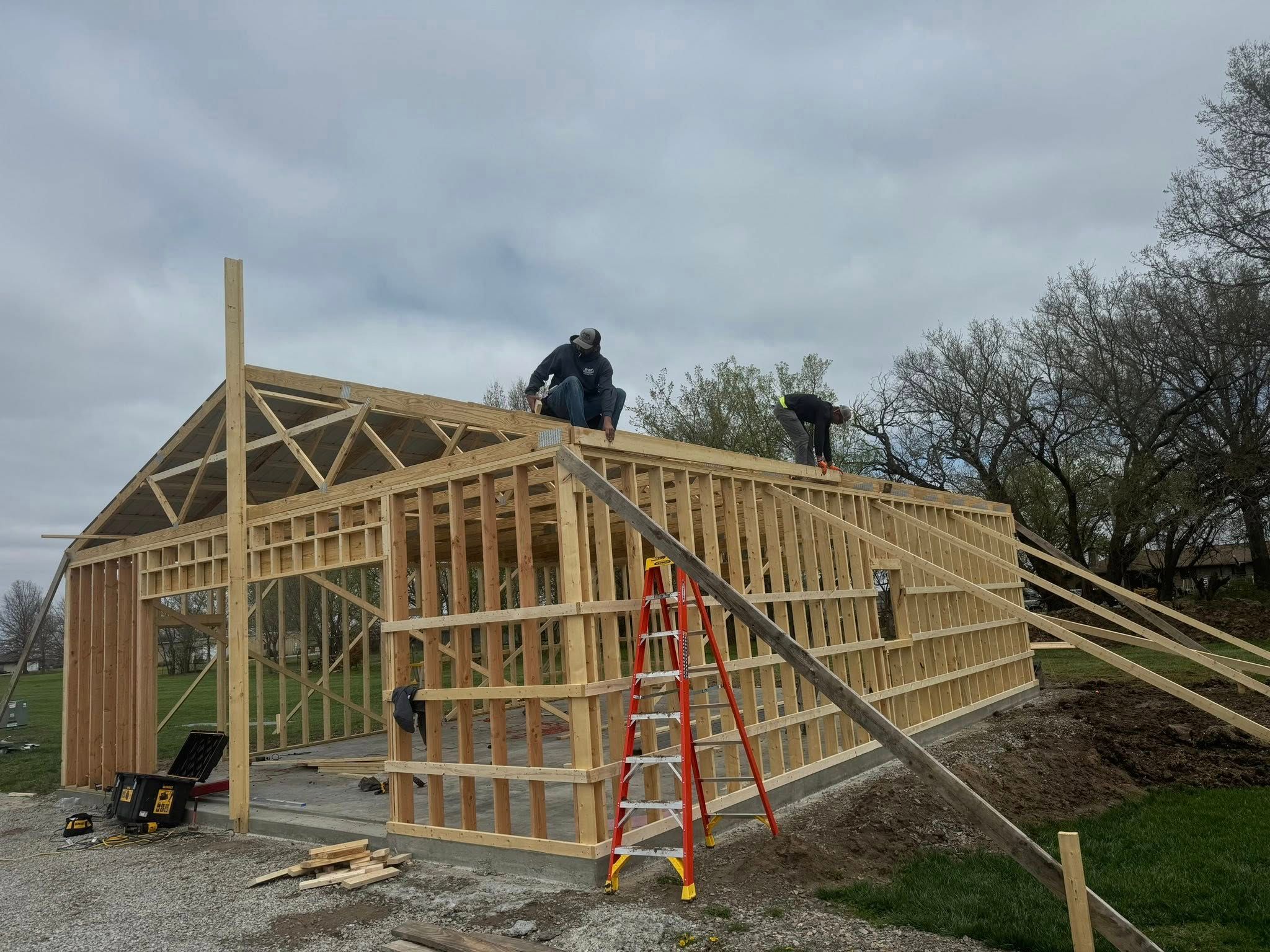  for B&W Construction in Pittsburg, KS