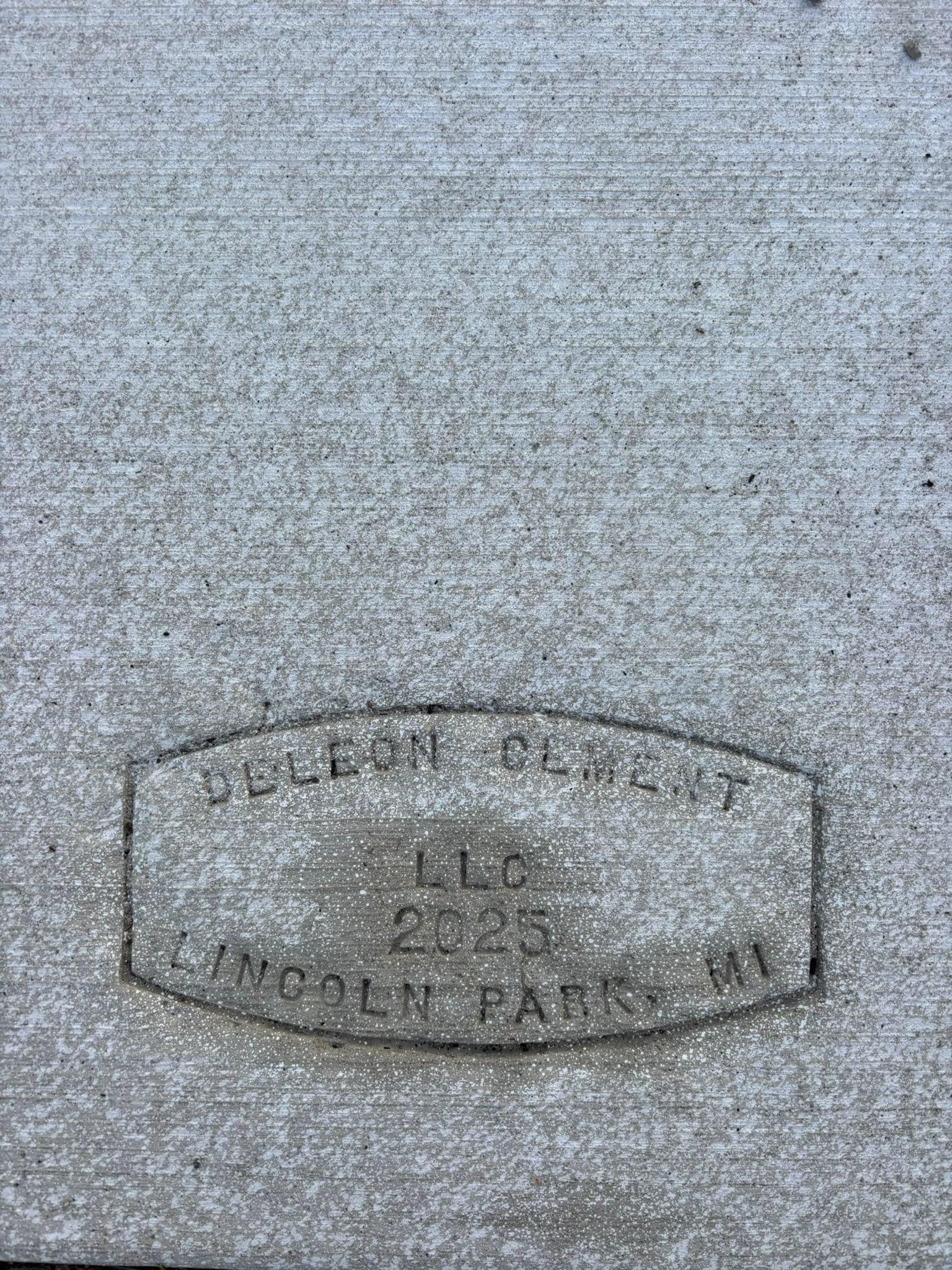  for DeLeòn Cement in Detroit, MI