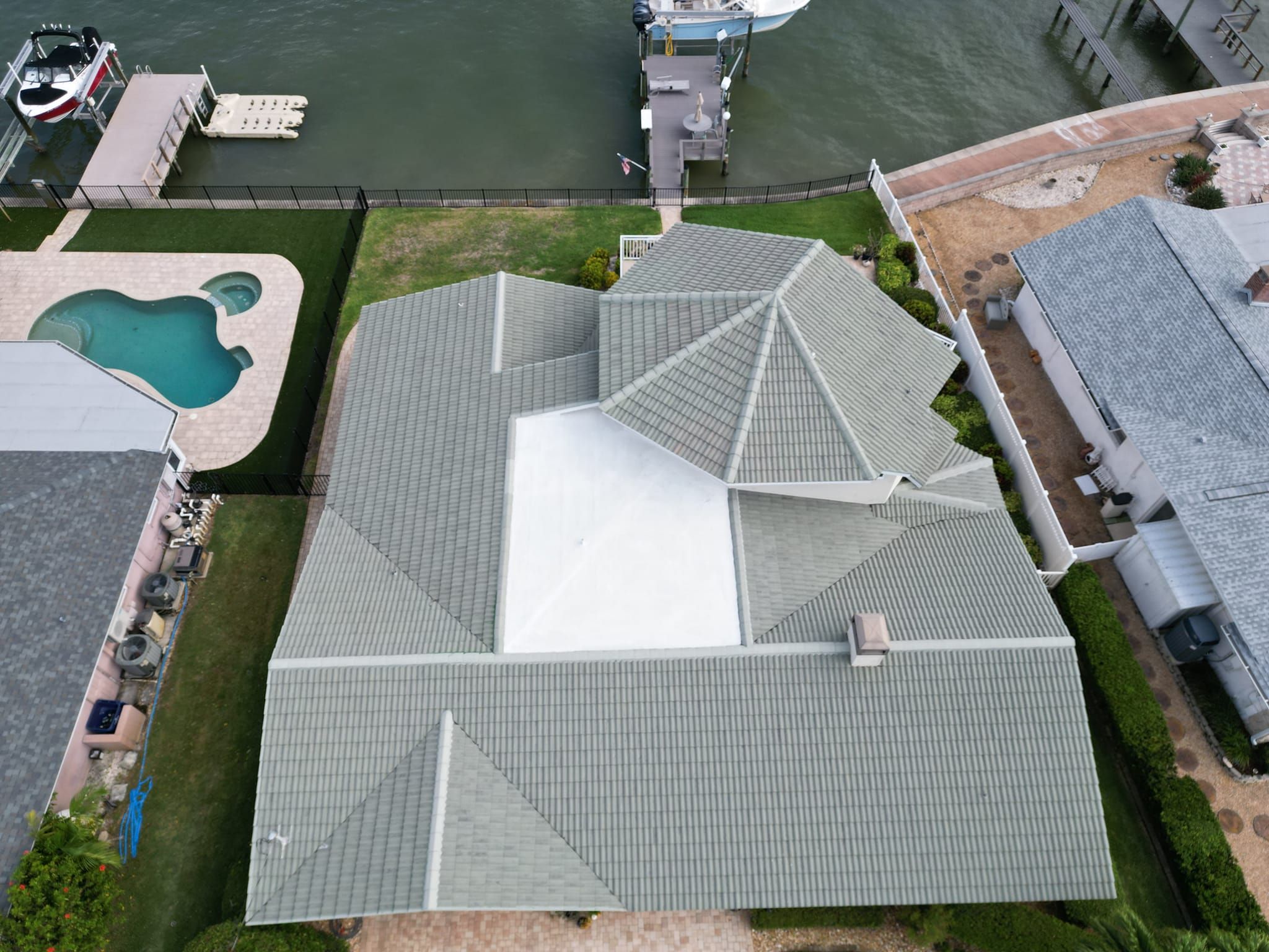  for I NEED A ROOF in Tampa, Florida