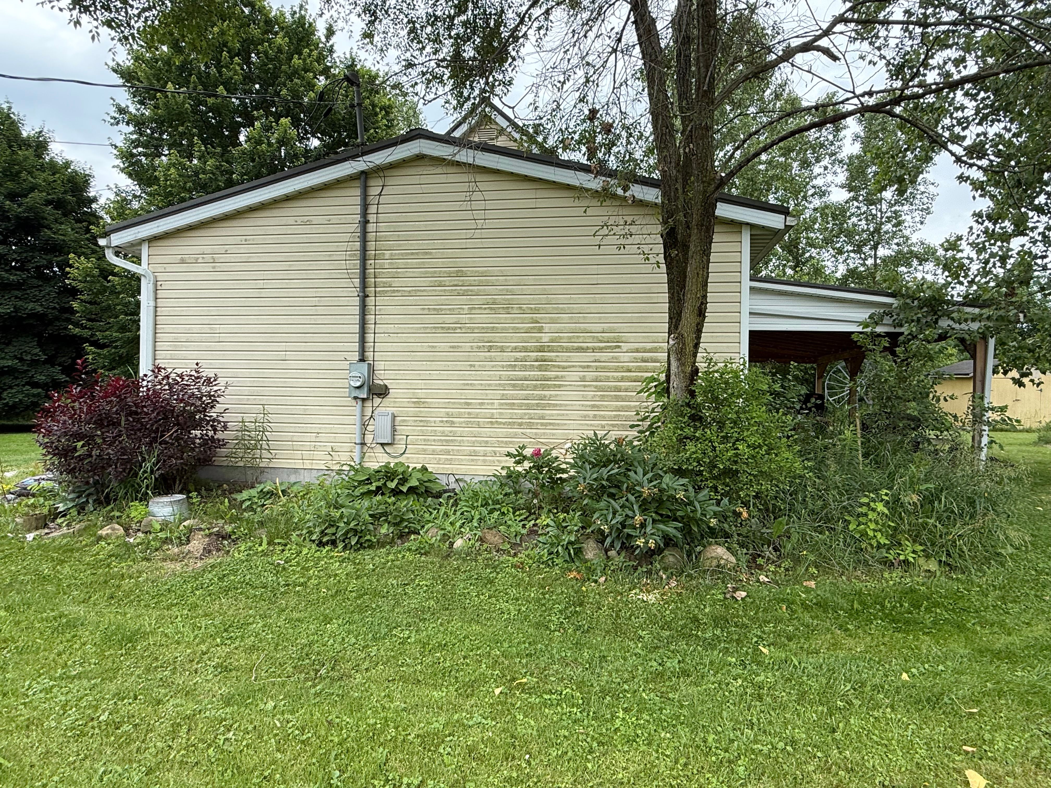  for F&R Landscapes LLC in Lagrange, OH