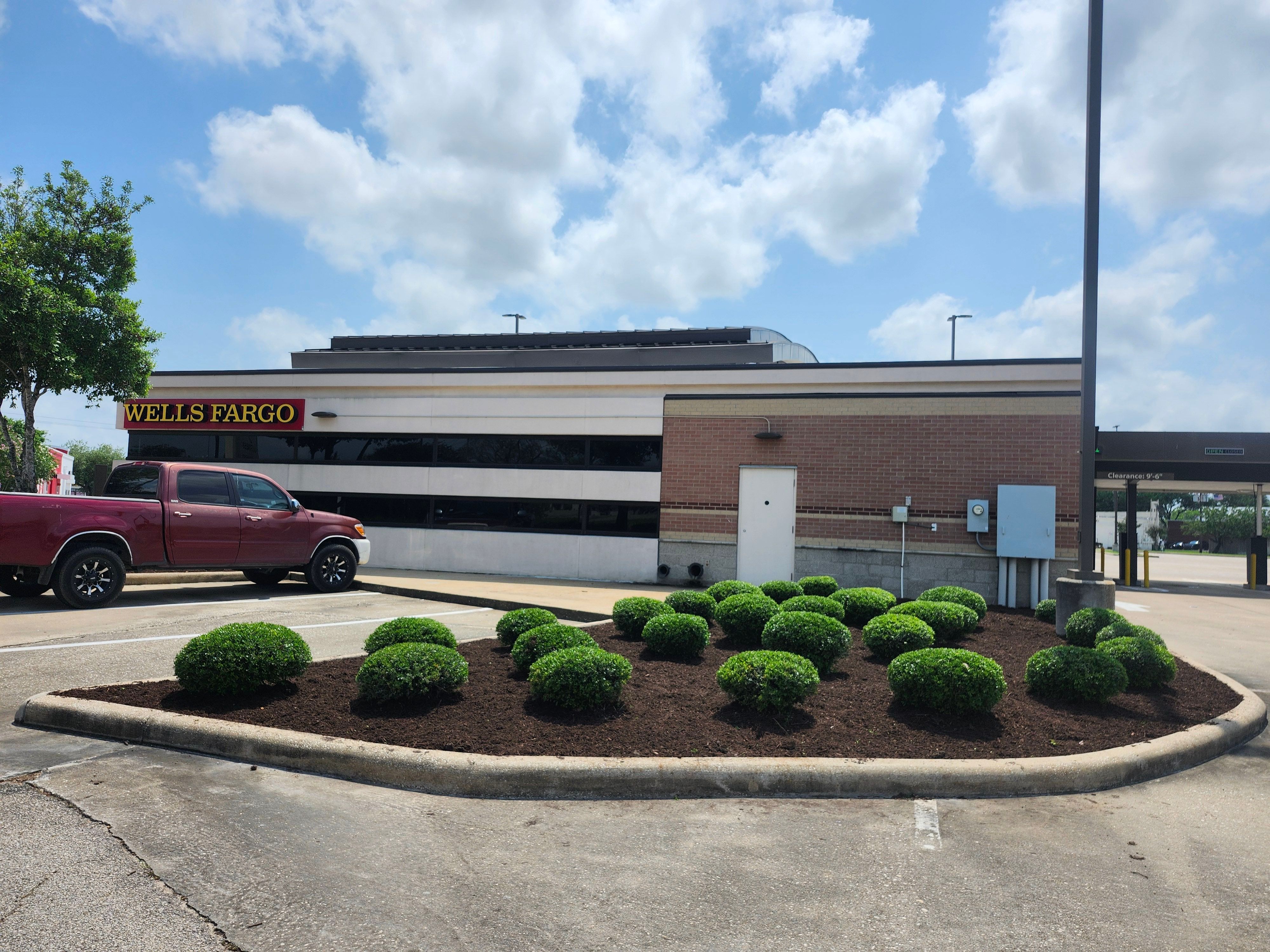  for Bonita Bay Lawn Maintenance LLC in La Porte, TX
