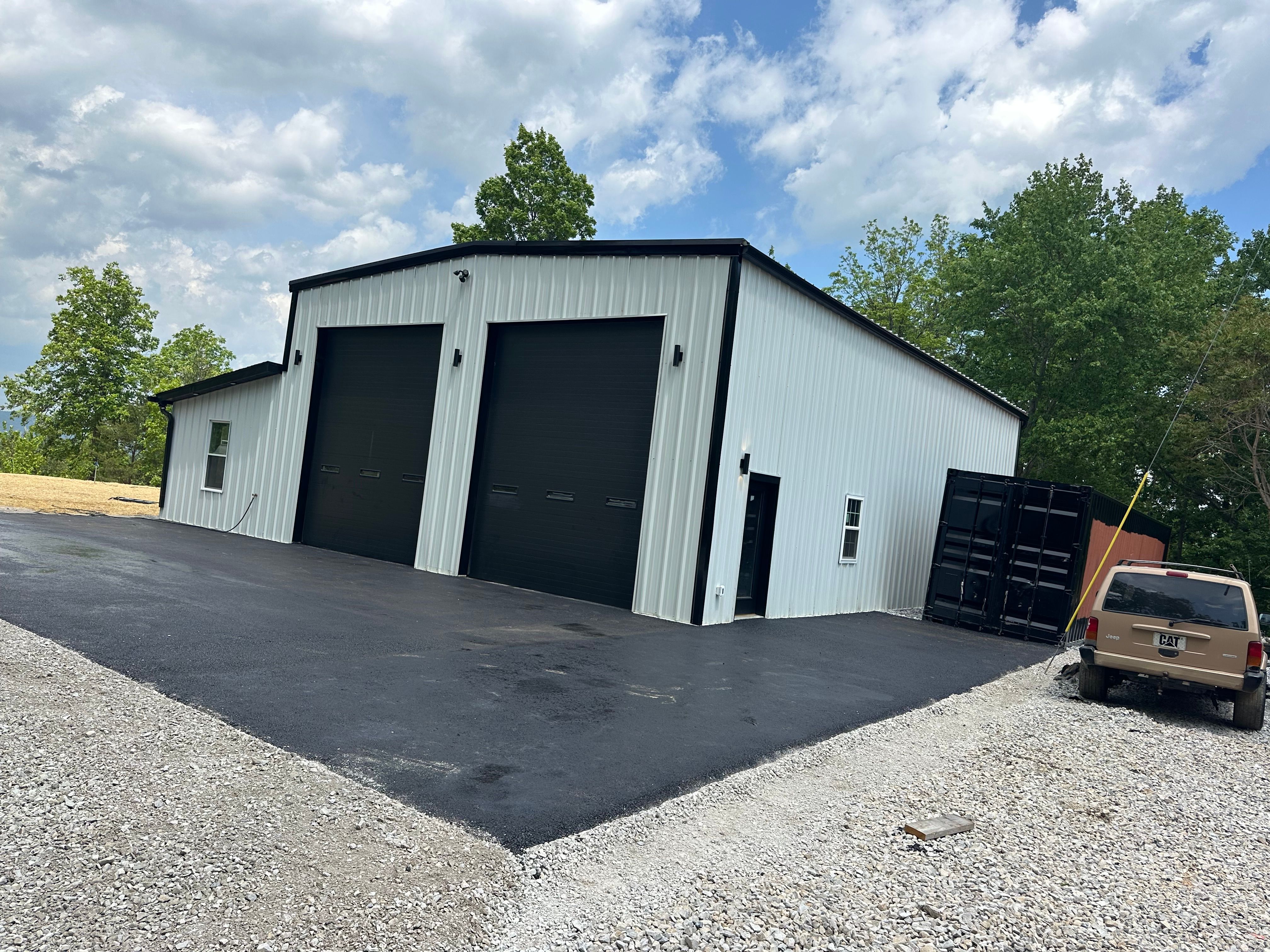  for Metzler Paving and Sealcoating LLC in Jacksboro, TN