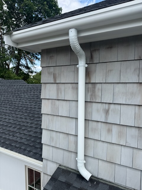  for GR Brothers Home Improvement in Waltham, MA