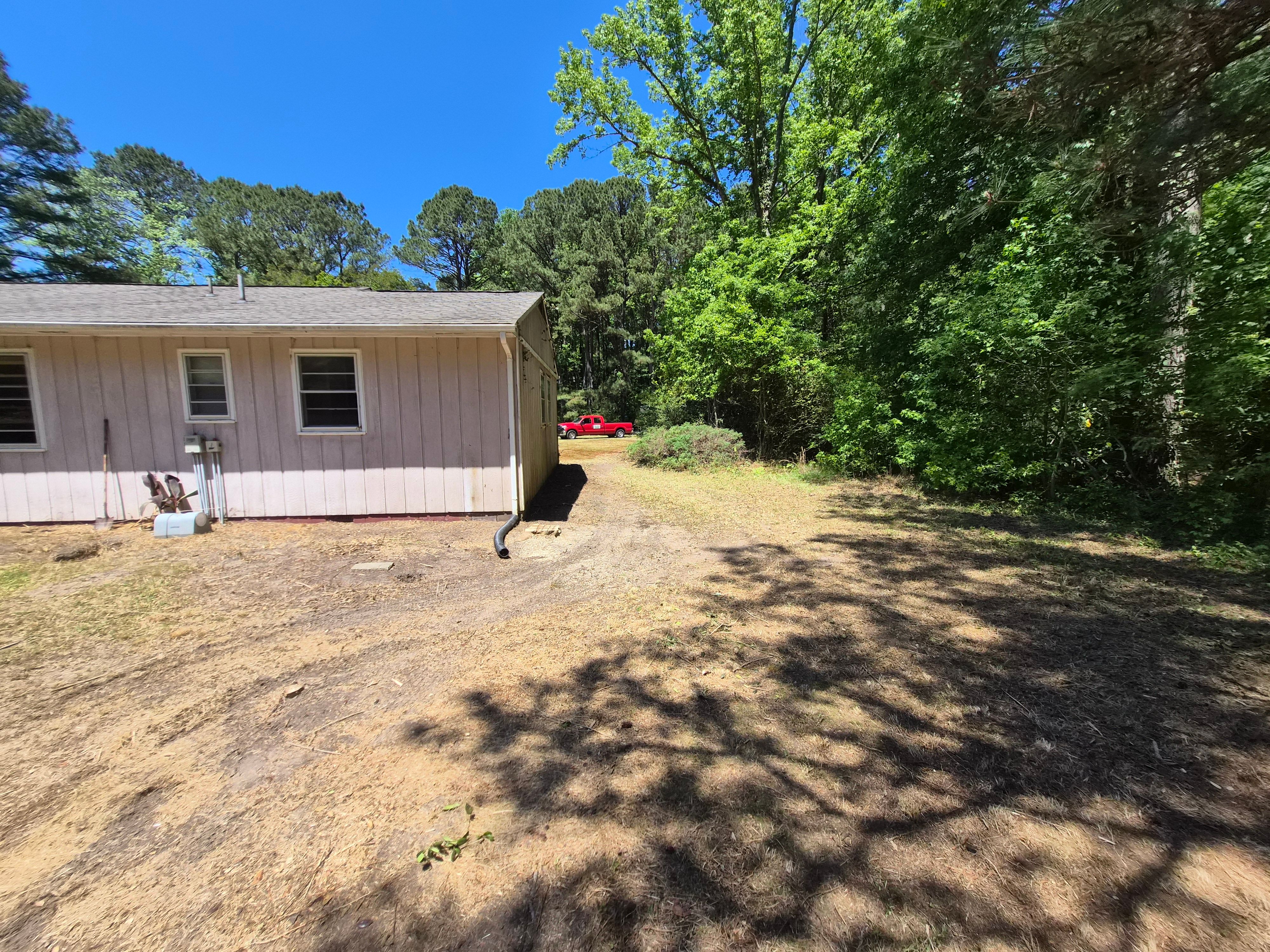 All Photos for 4 Points Lawncare LLC in Hayes, VA