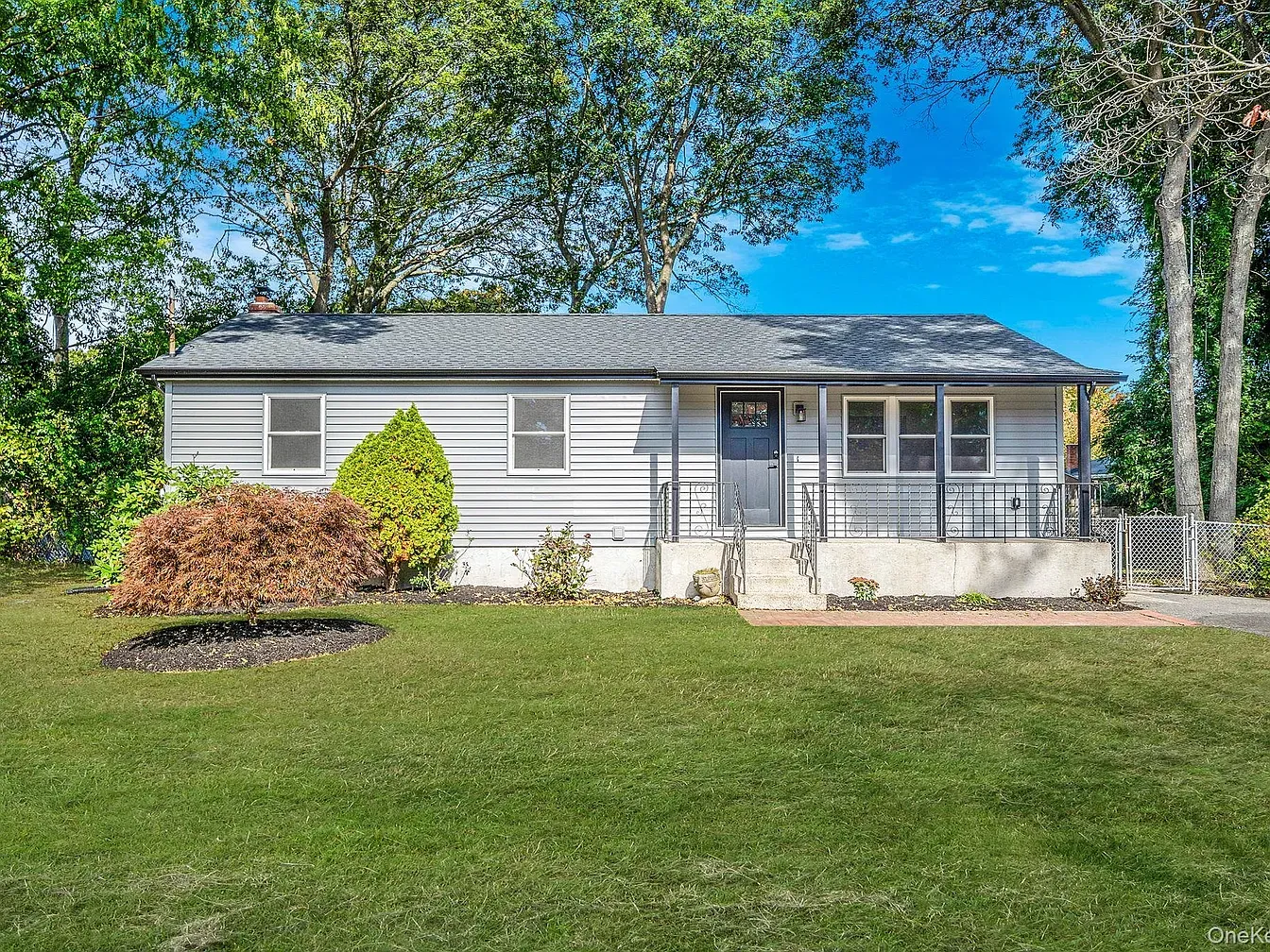  for New Vision Contracting in Suffolk County, NY