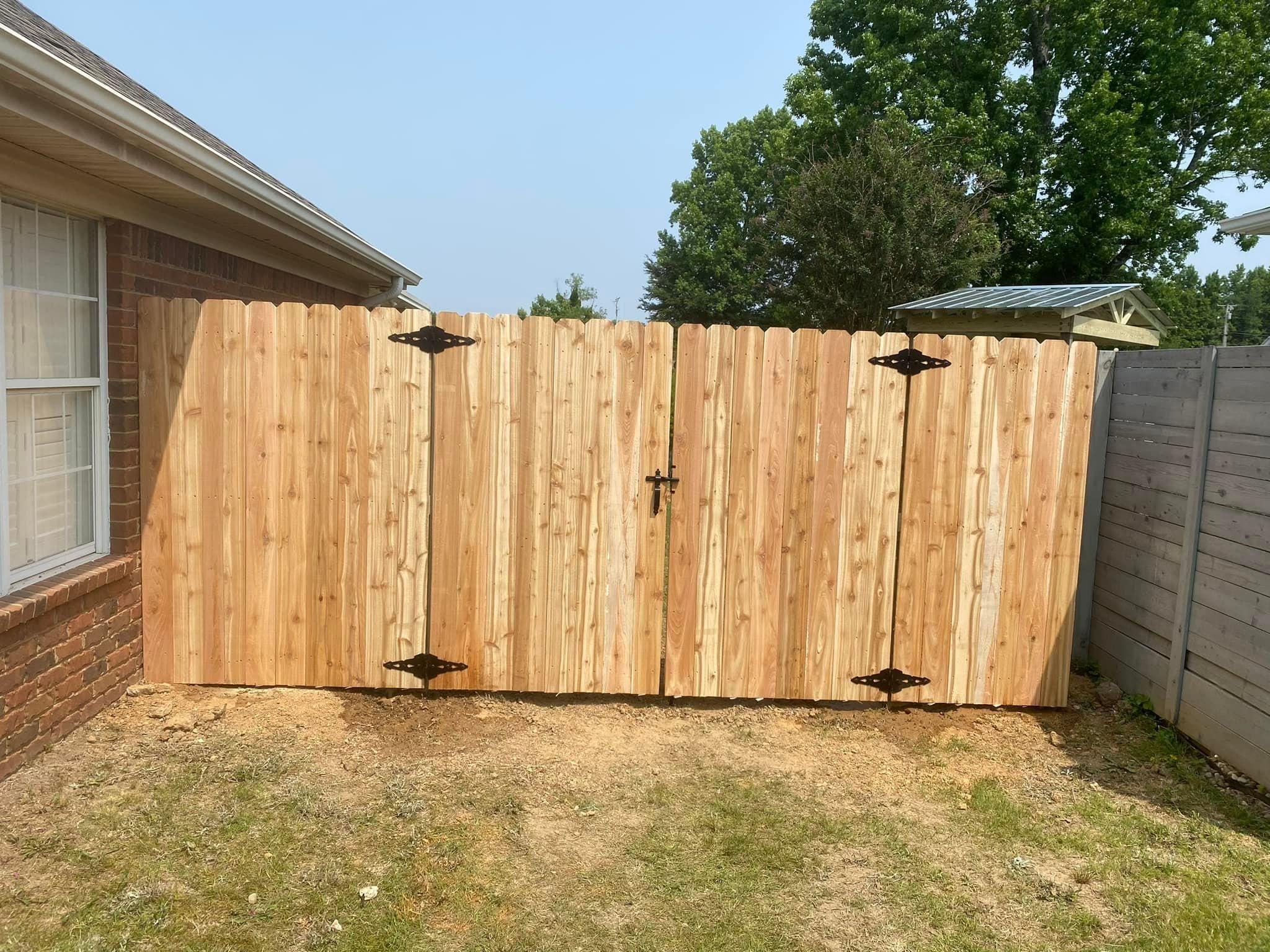  for Manning Fence, LLC in Hernando, MS