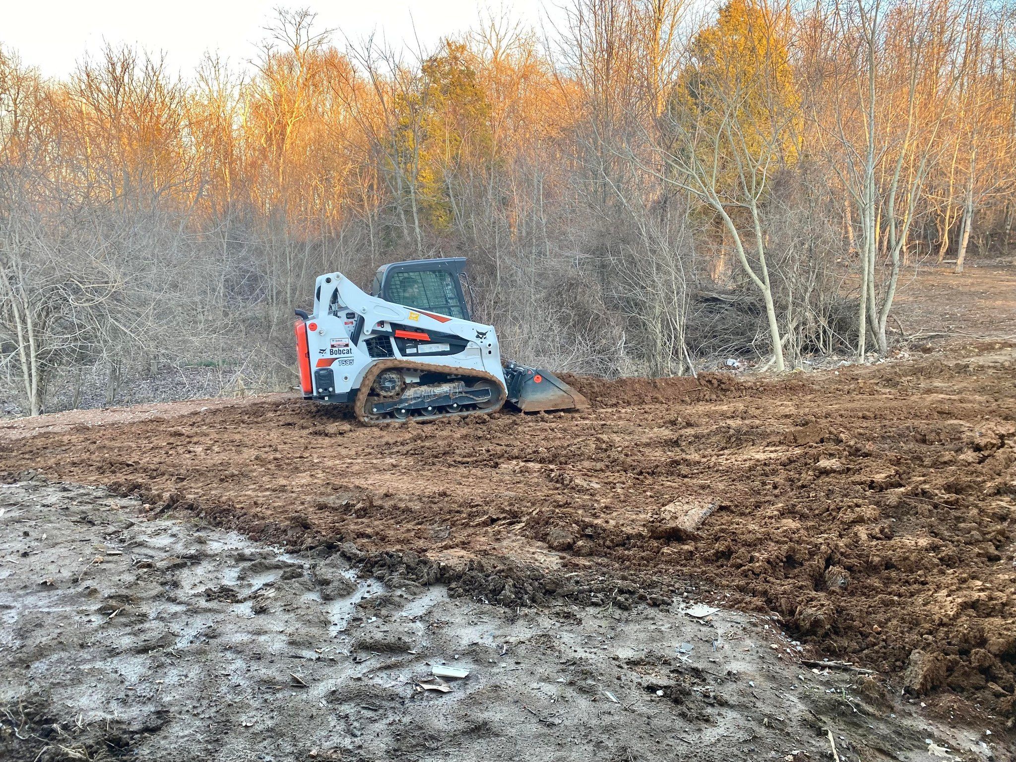 Excavating for Louisville Earth Movers in Crestwood, KY