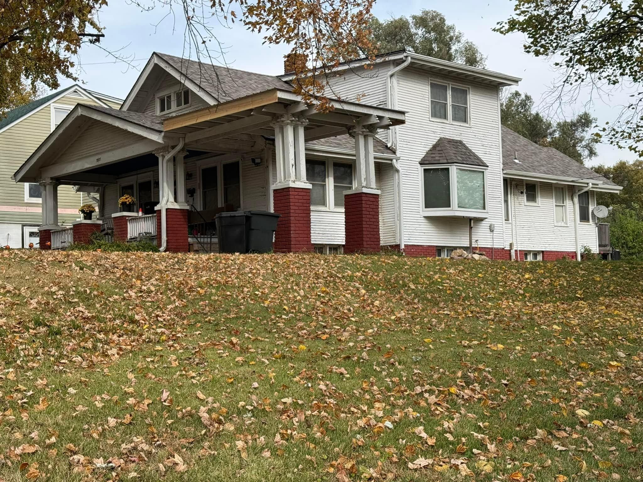  for Full Roof  in Saint Joseph, MO