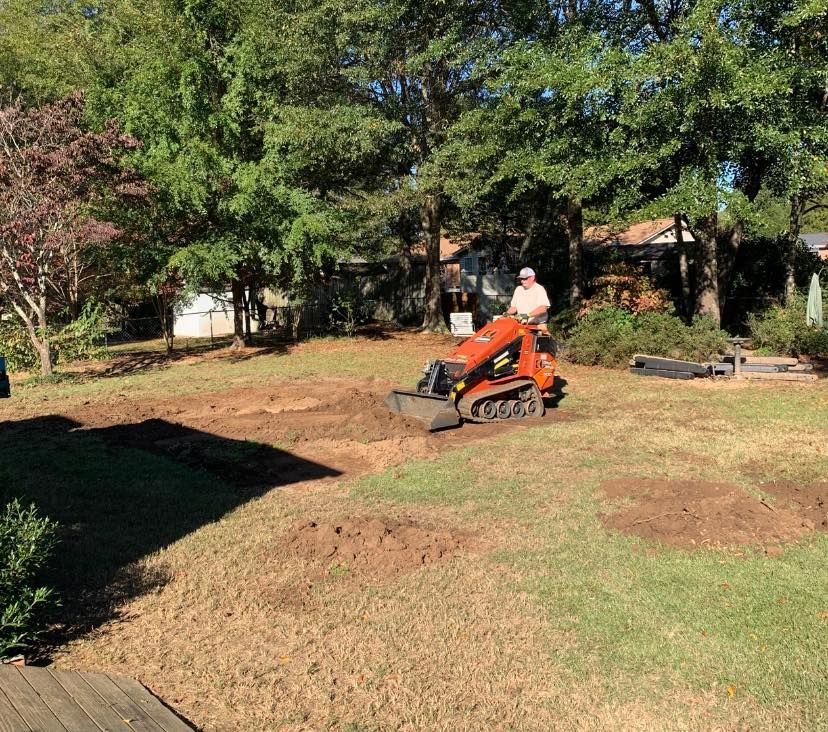 Landscaping for Sunrise Lawn Care & Weed Control LLC in Simpsonville, SC