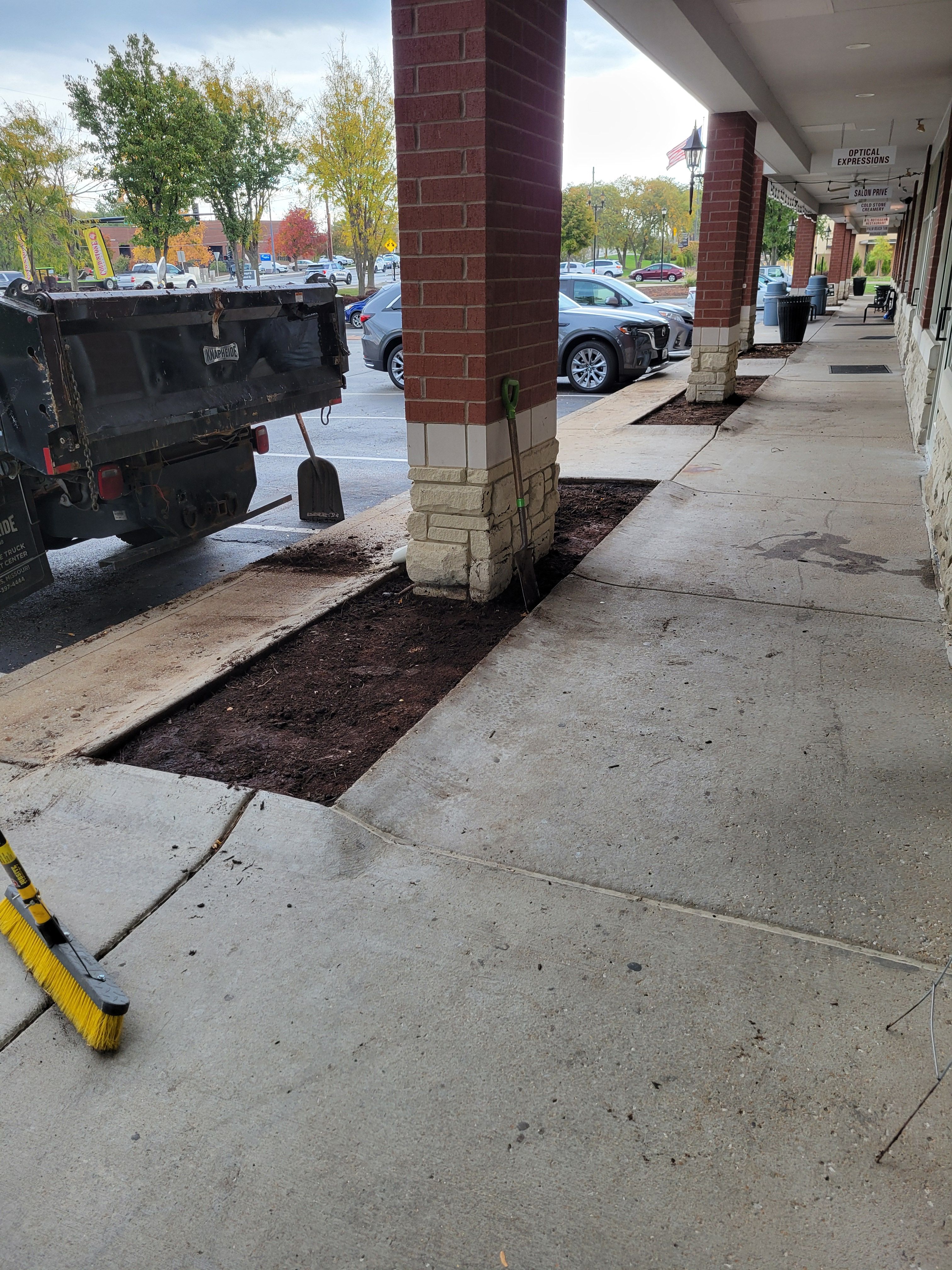  for Contemporary Landscape in St. Louis, MO