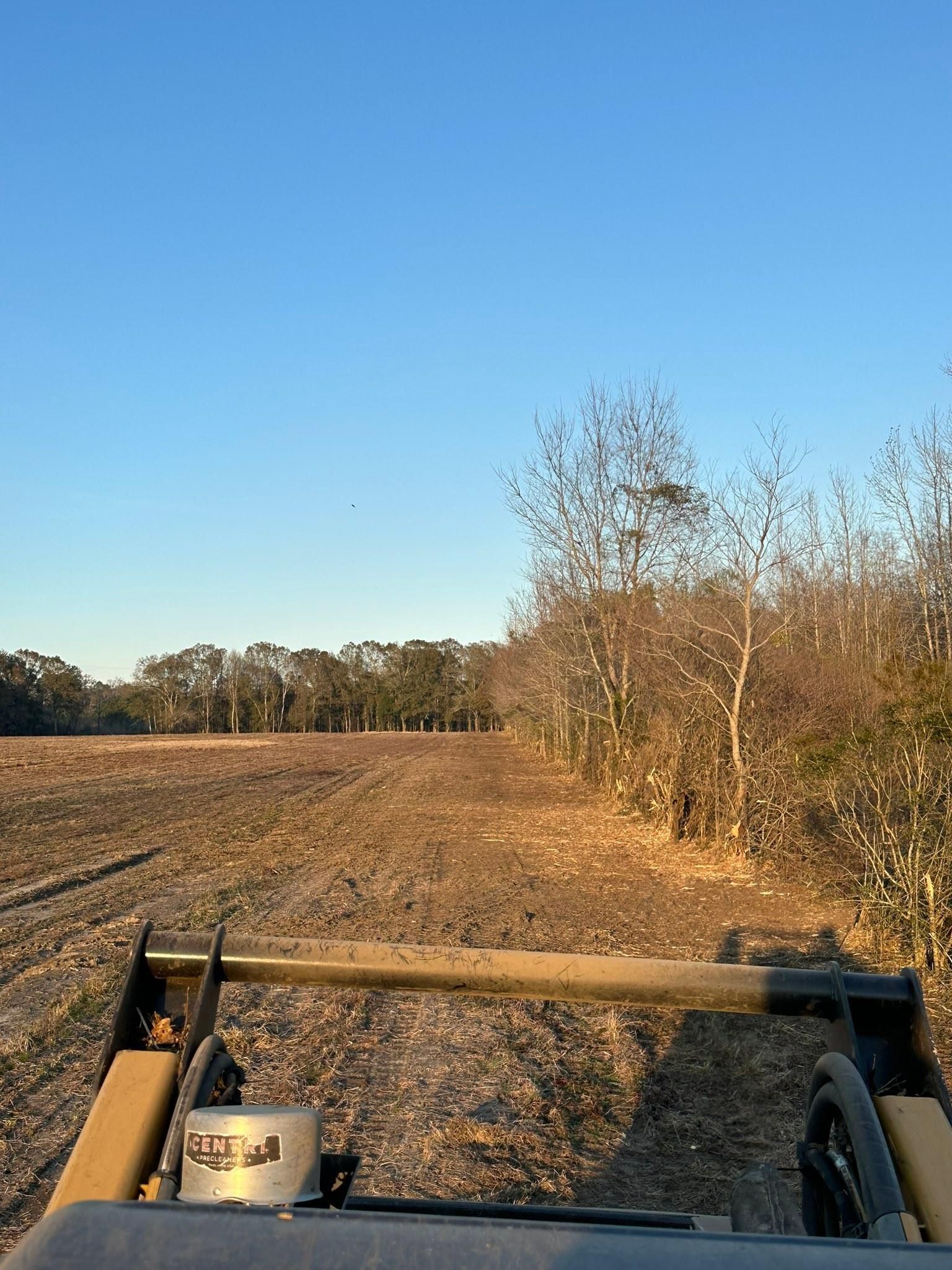  for White’s Land Maintenance in Milton,, FL