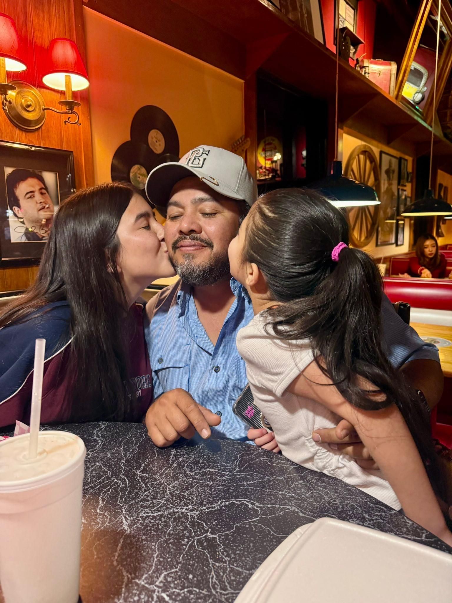  for De Leon Carpentry & Renovation  in Leakey, TX