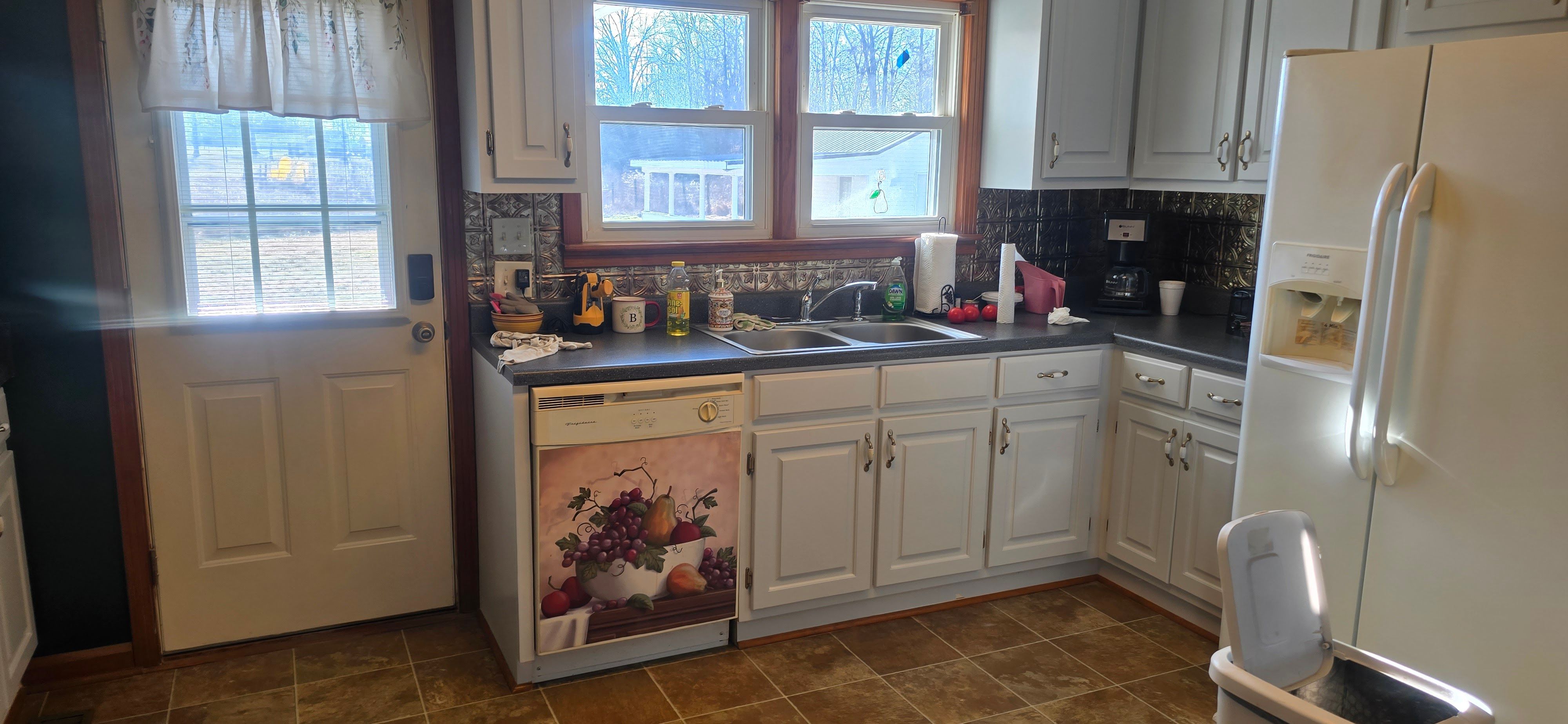  for Second Chance Painting  in McMinnville, TN