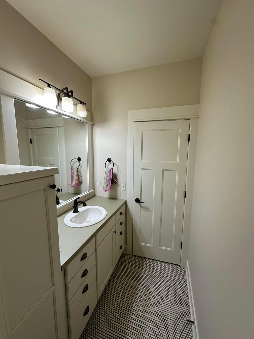 All Photos for Matt Meranda Painting in Grand Rapids, MI