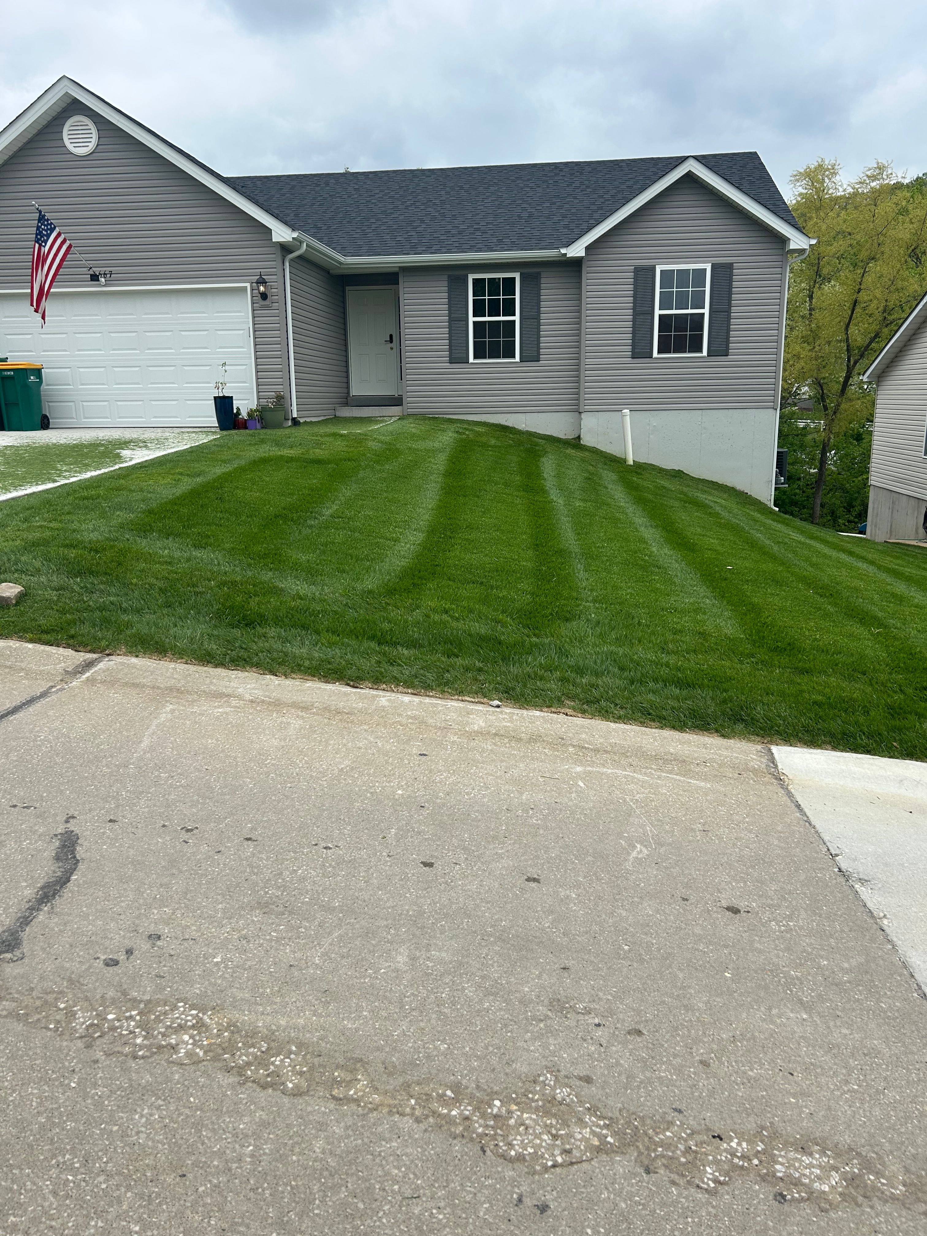 Lawn Care for G&K Landscaping in Hillsboro, MO