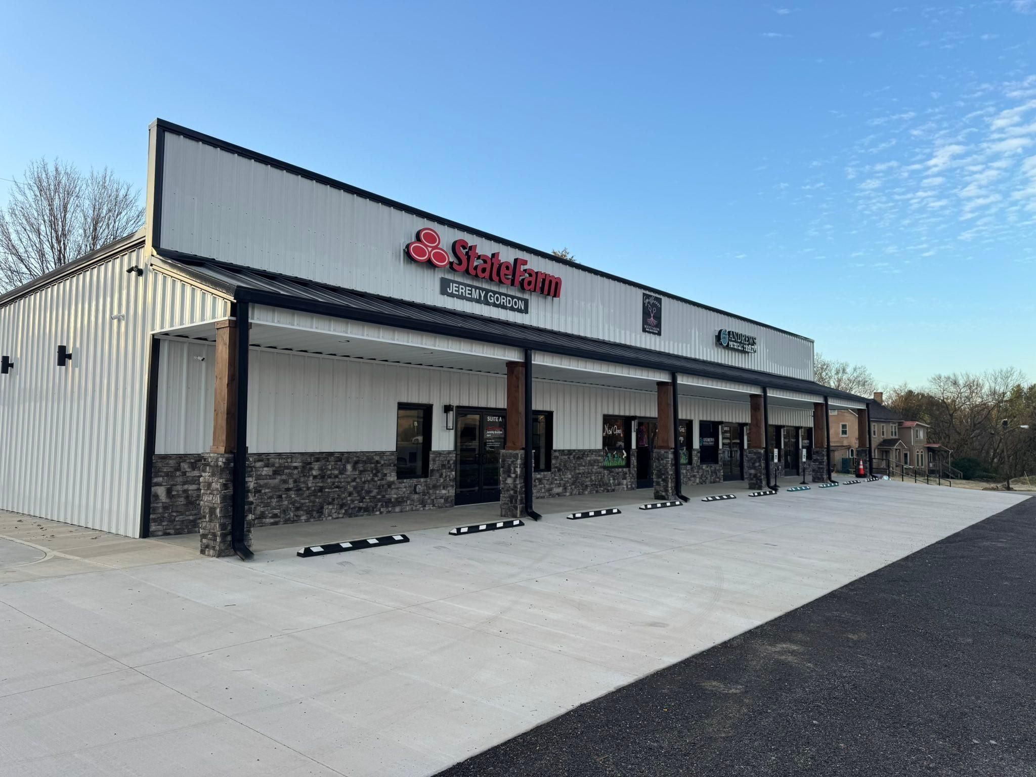  for Phillips Construction and Excavating in Seymour, TN