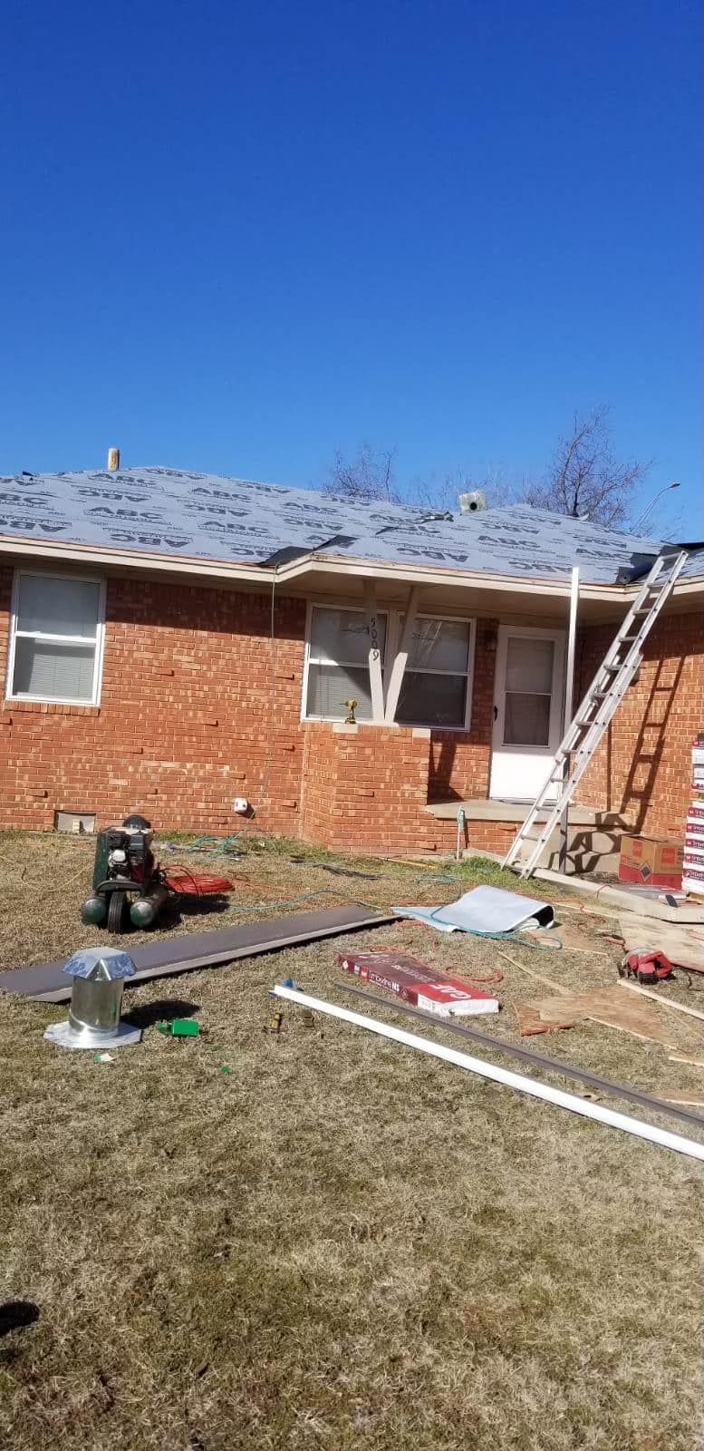  for Clutch Roofing & Construction in Mustang, OK