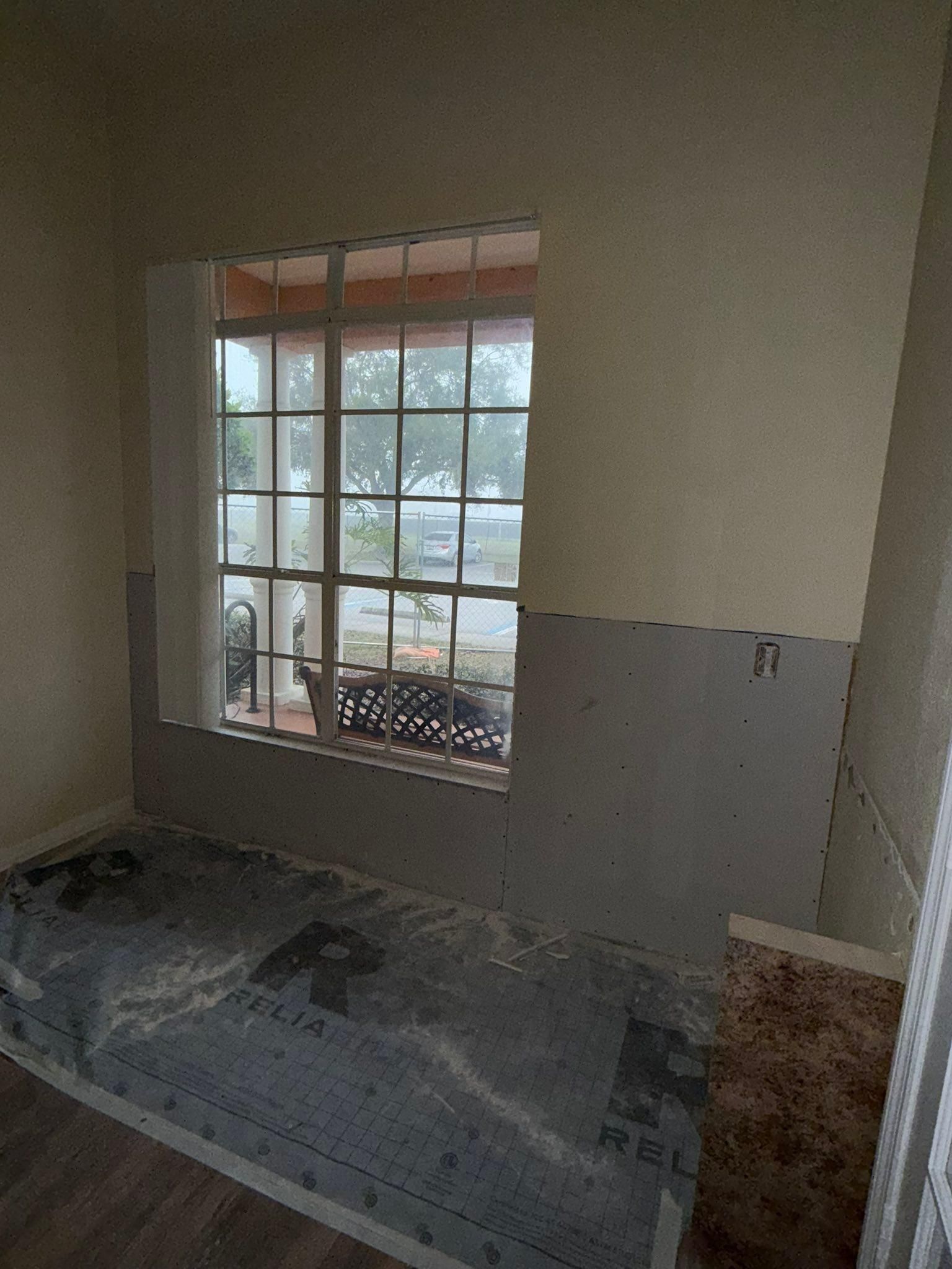  for Escorpio Painting in Tampa, FL