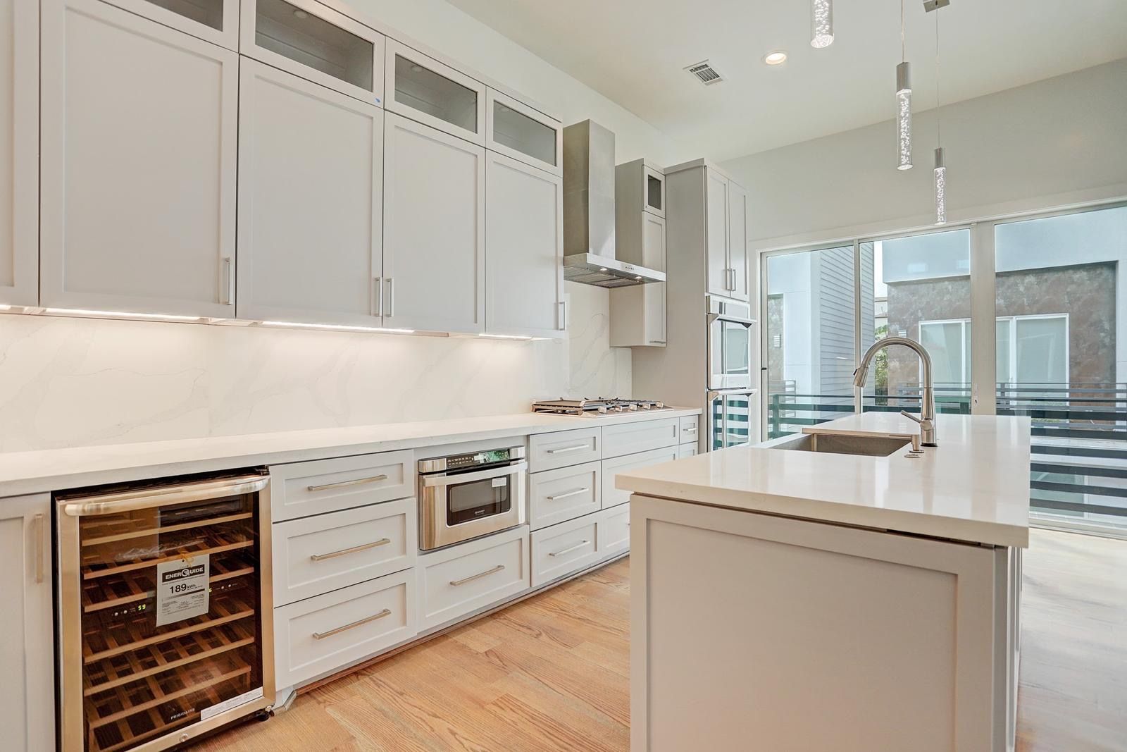 Interior Renovations for Paz Renovations in Houston, TX