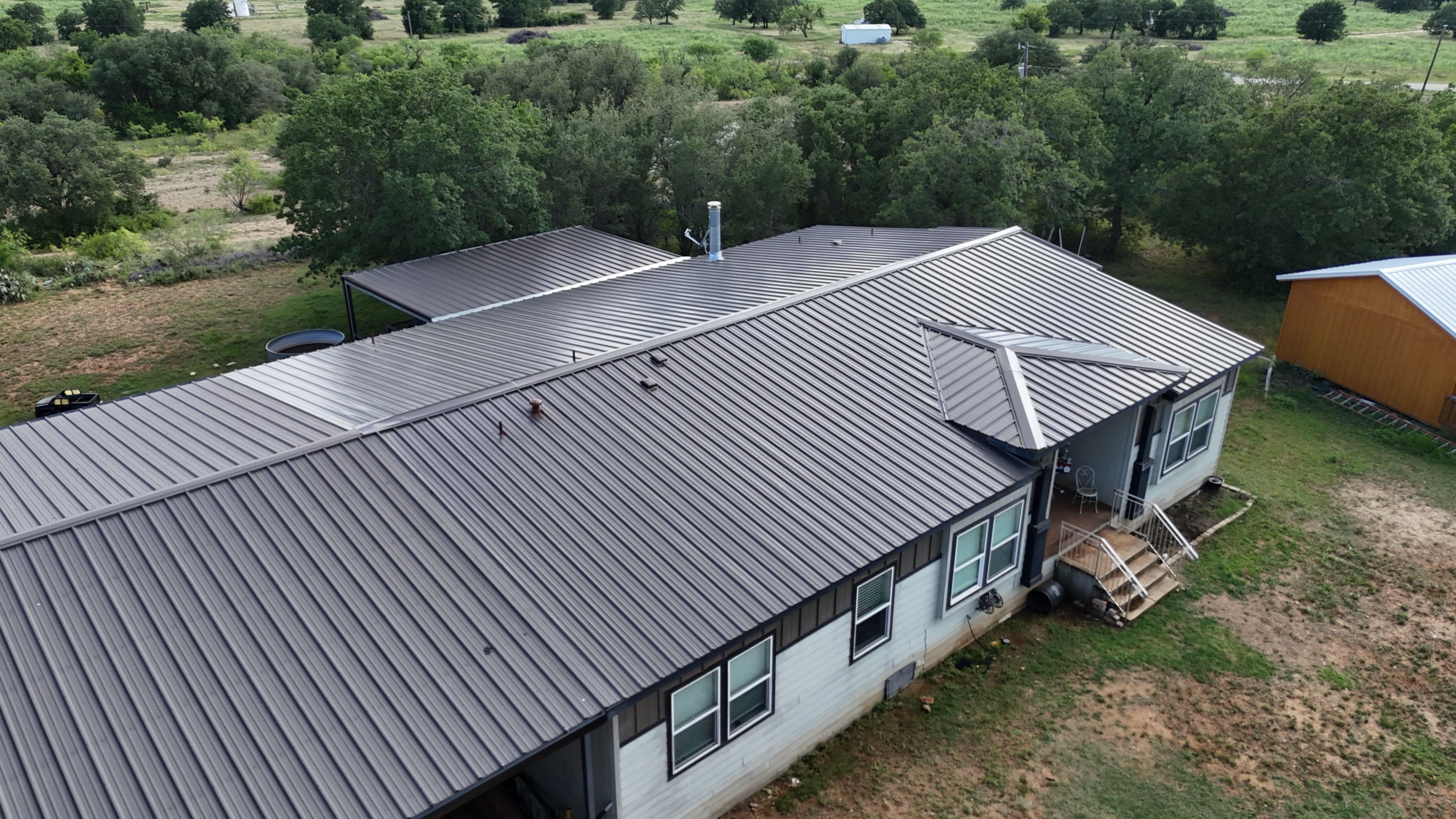 All Photos for Barcenas Roofing & Remodeling in San Saba, TX