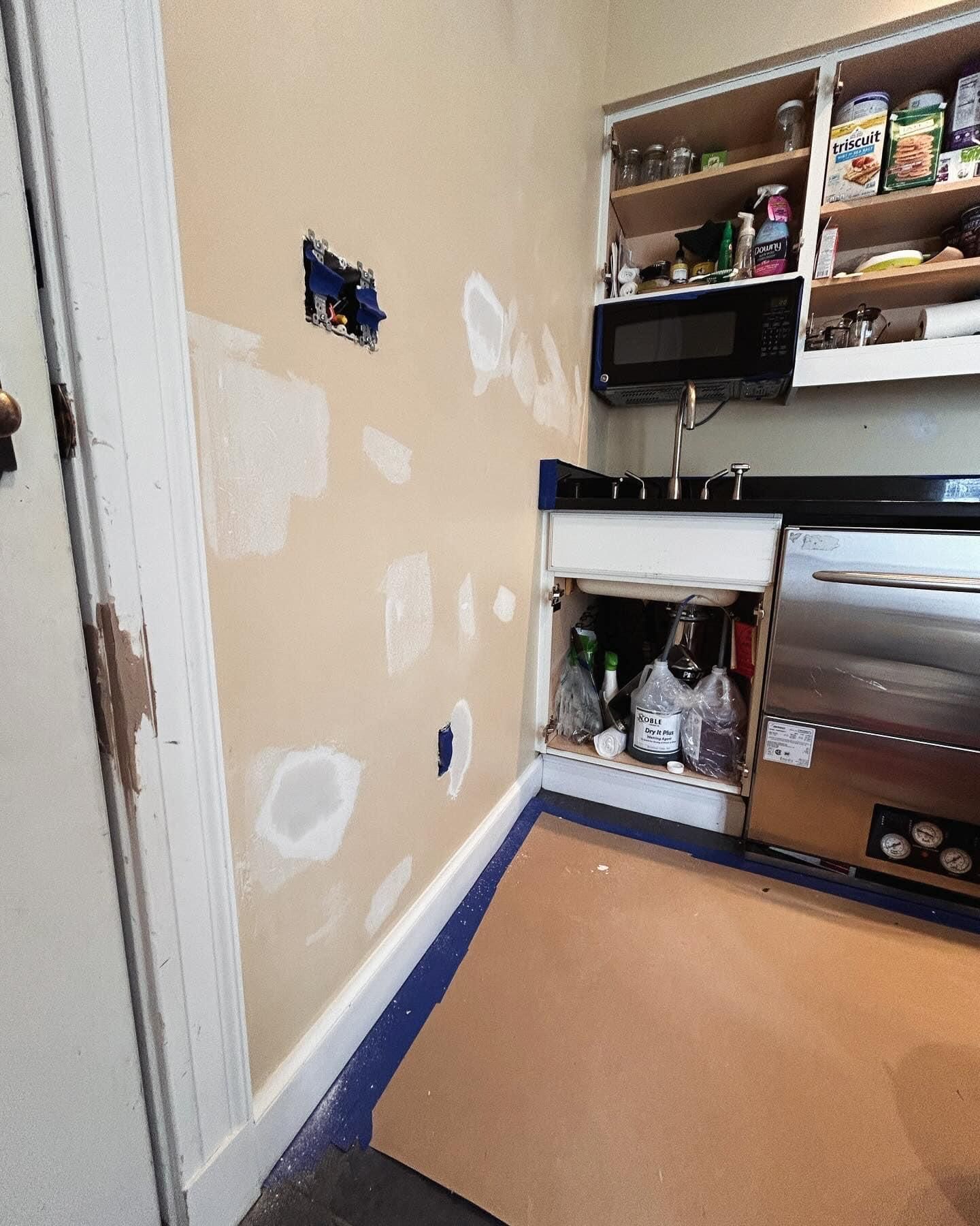  for Apex Painting in Livonia, MI