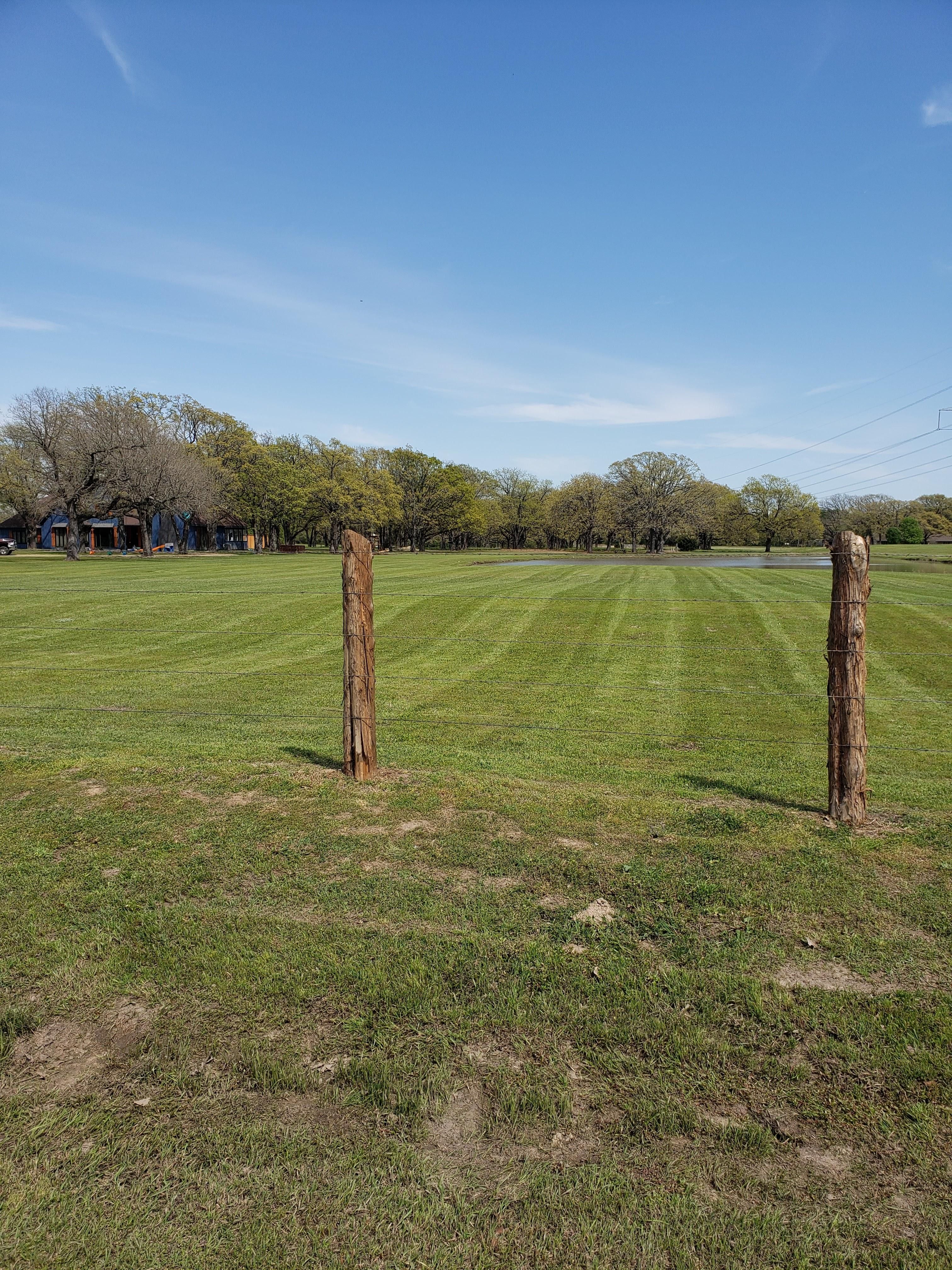 All Photos for Ornelas Lawn Service in Lone Oak, Texas