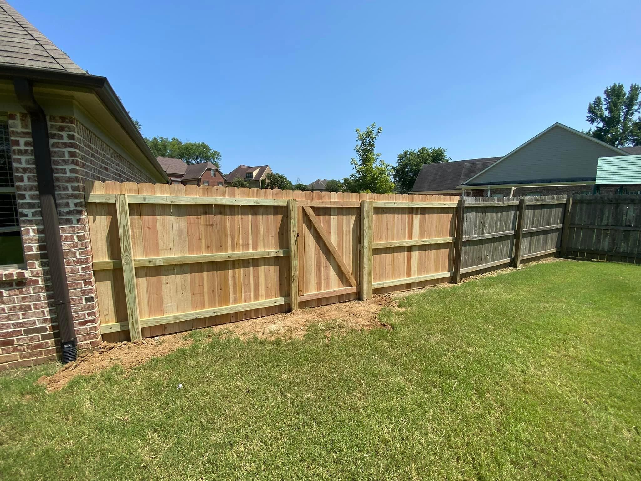  for Manning Fence, LLC in Hernando, MS