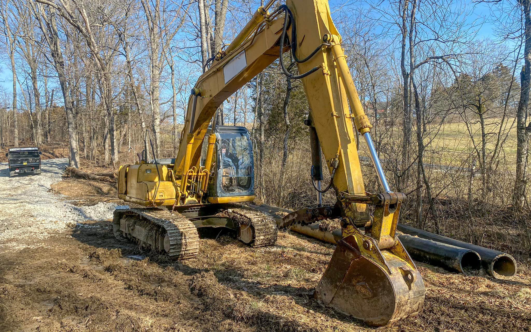 Excavating for Louisville Earth Movers in Crestwood, KY