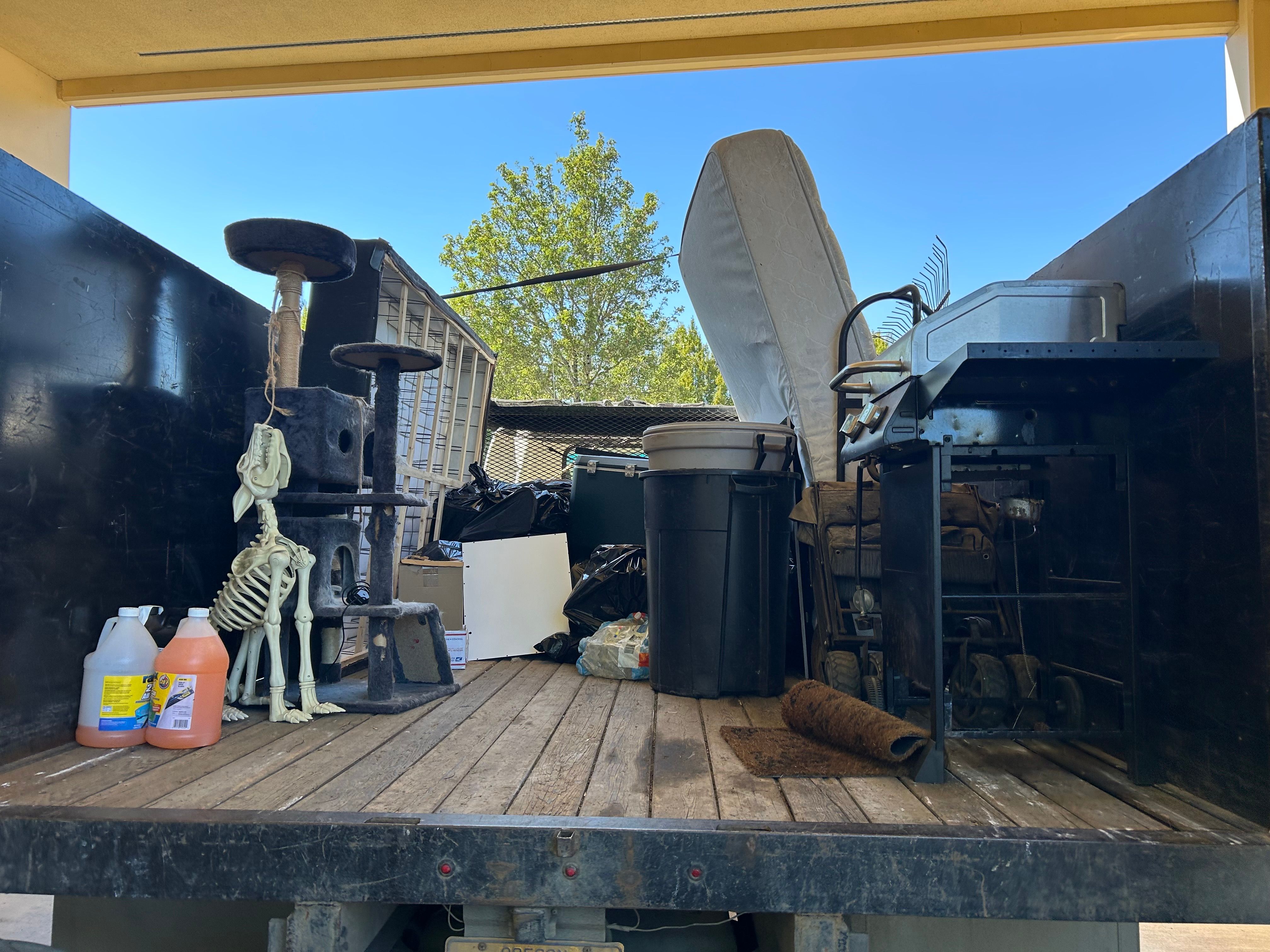  for Sol Junk Removal in Independence, OR