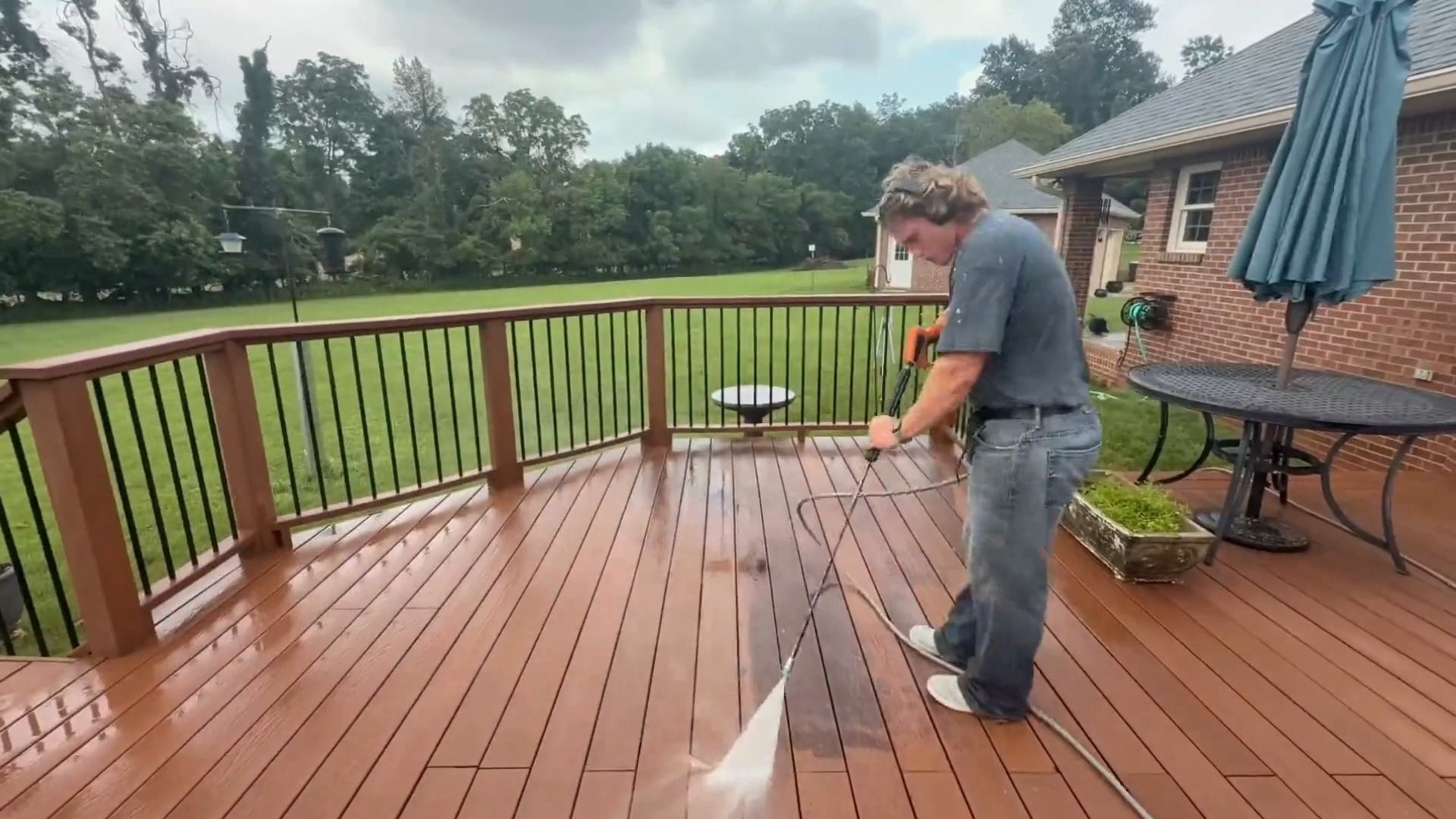 for Bluegrass Brothers Exterior Services LLC in Elizabethtown, KY