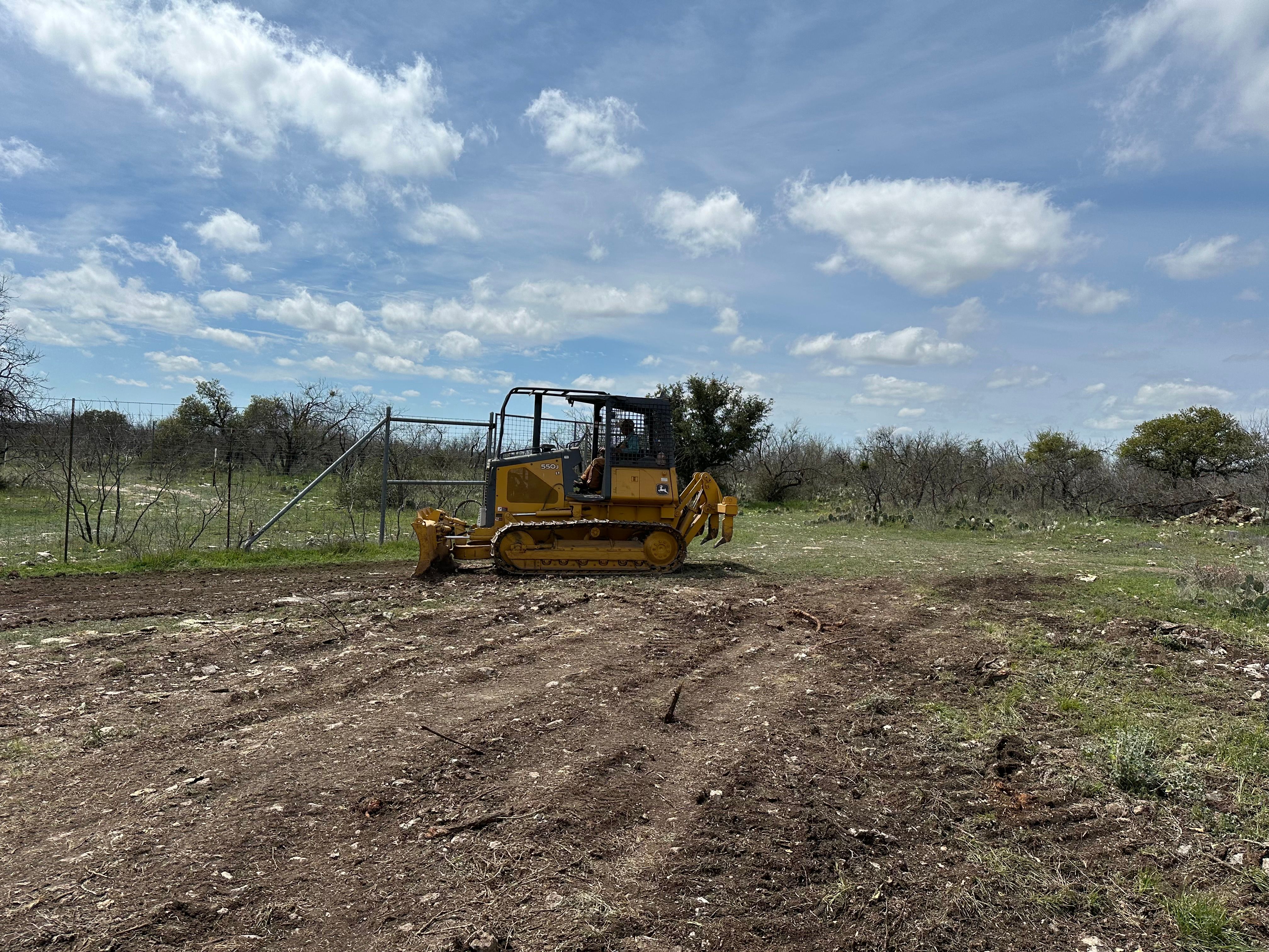  for 5-7 Fencing & Construction in Madisonville, TX